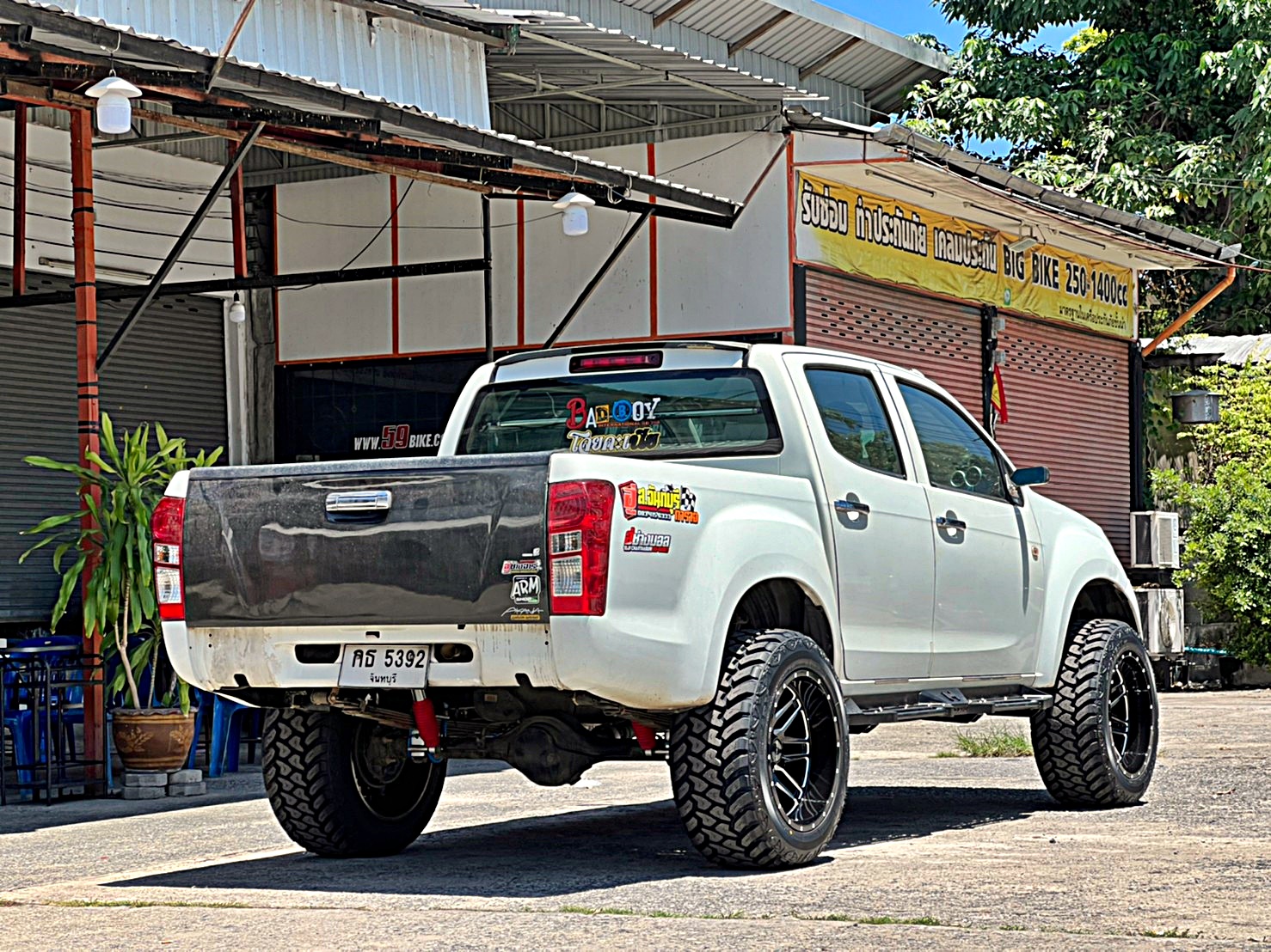 D-MAX_จองคิวมาจากจันทบุรี คันนี้ตัวเตี้ยโหลดเตี้ย จัดทรงเมกาที่ STEP9
