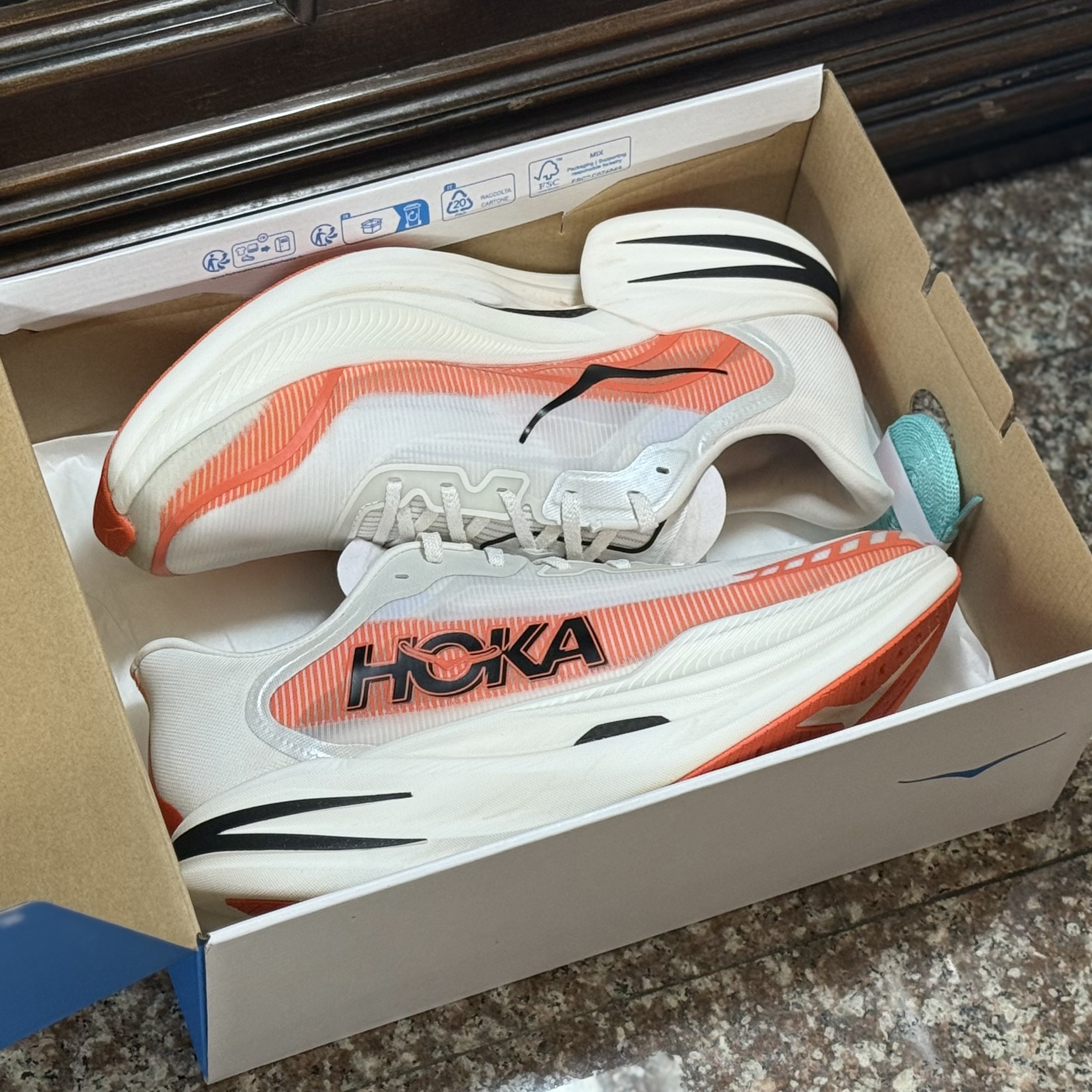 รองเท้าวิ่ง HOKA Cielo X1 2.0 #มือ2 (M11.5US)