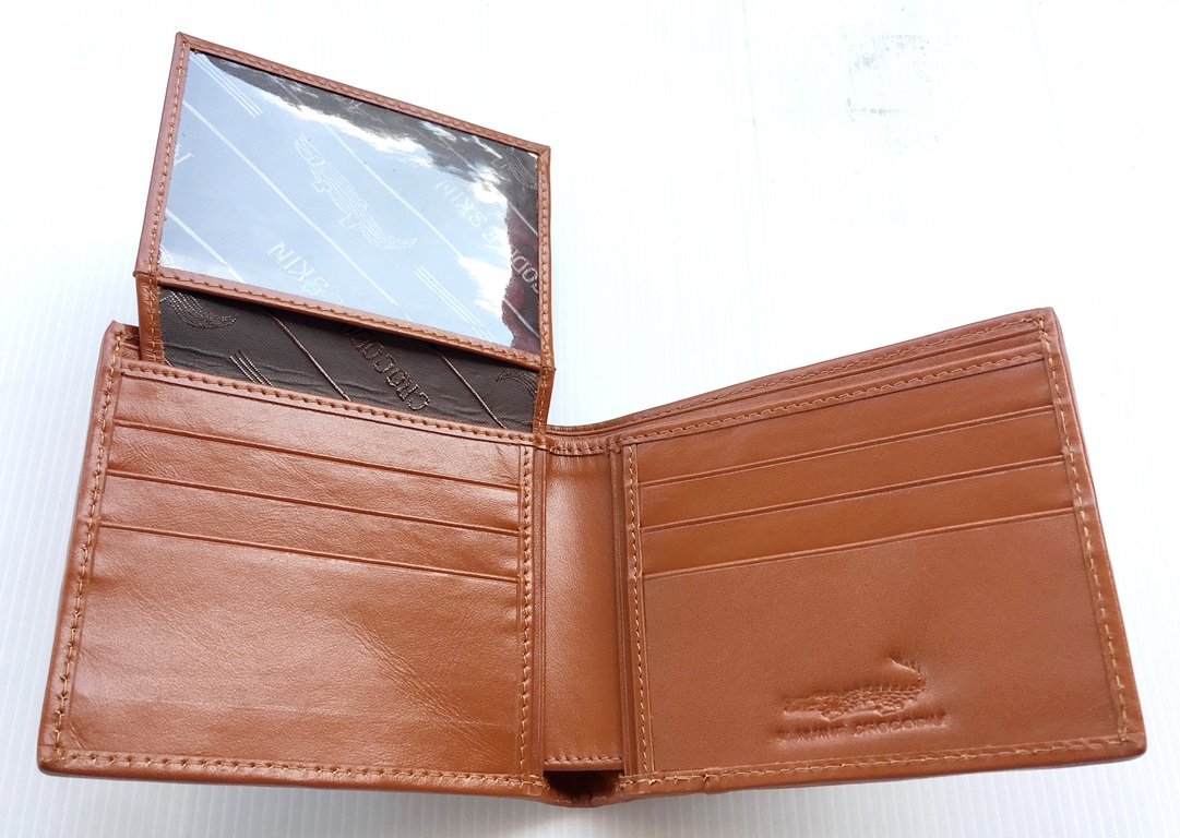 กระเป๋าสตางค์หนังจระเข้แท้ หนังปะ สีน้ำตาลแทน