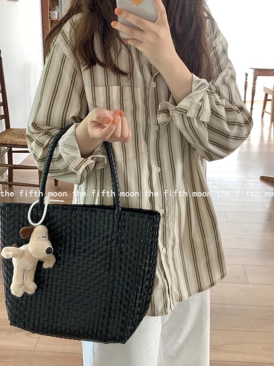 กระเป๋าสานเส้นพลาสติก กระเป๋าถือ กระเป๋าสีล้วน กระเป๋าmuji🍧