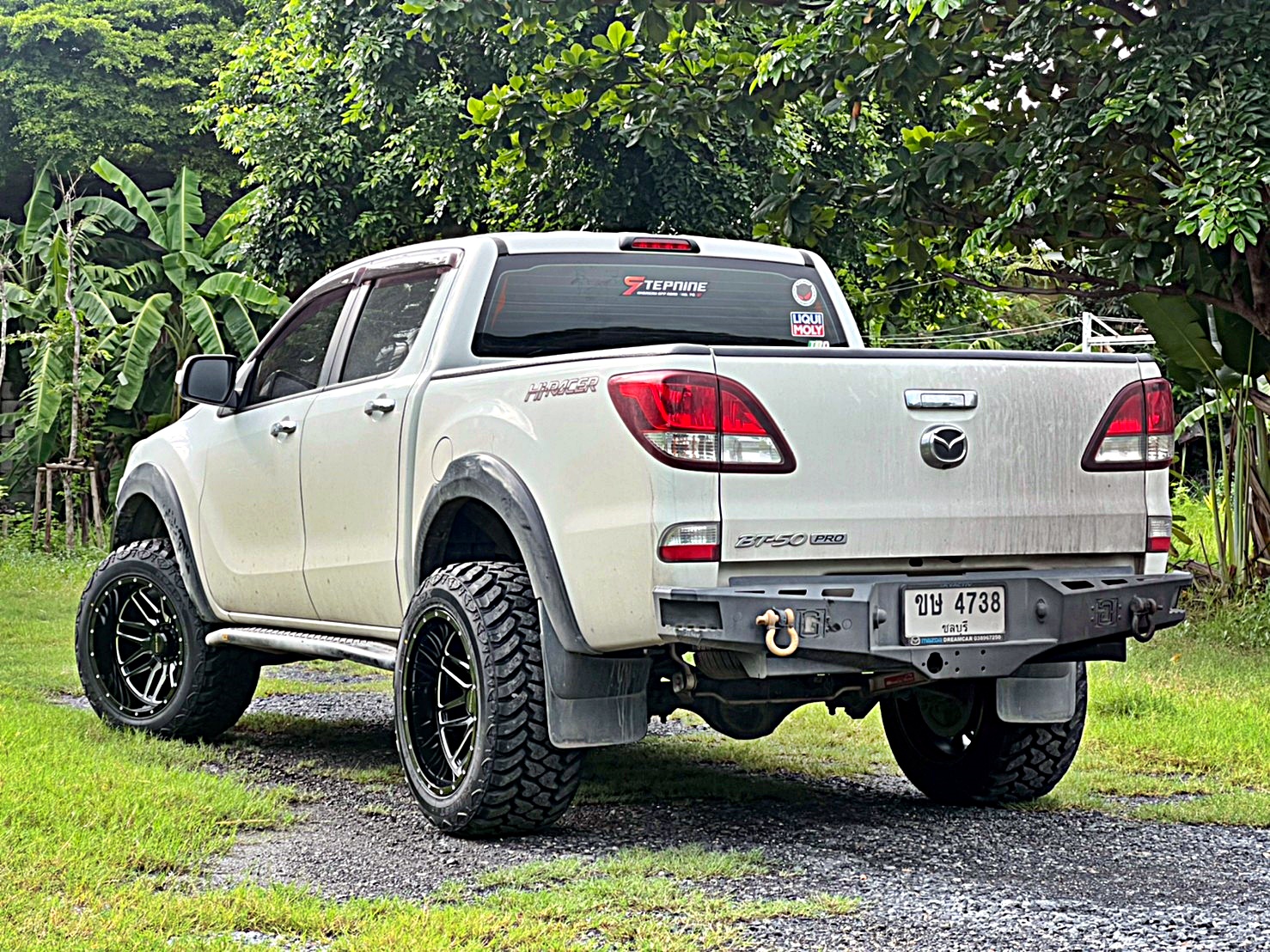 ตัวอย่างการแต่งรถแนวเมกา สำหรับ MAZDA