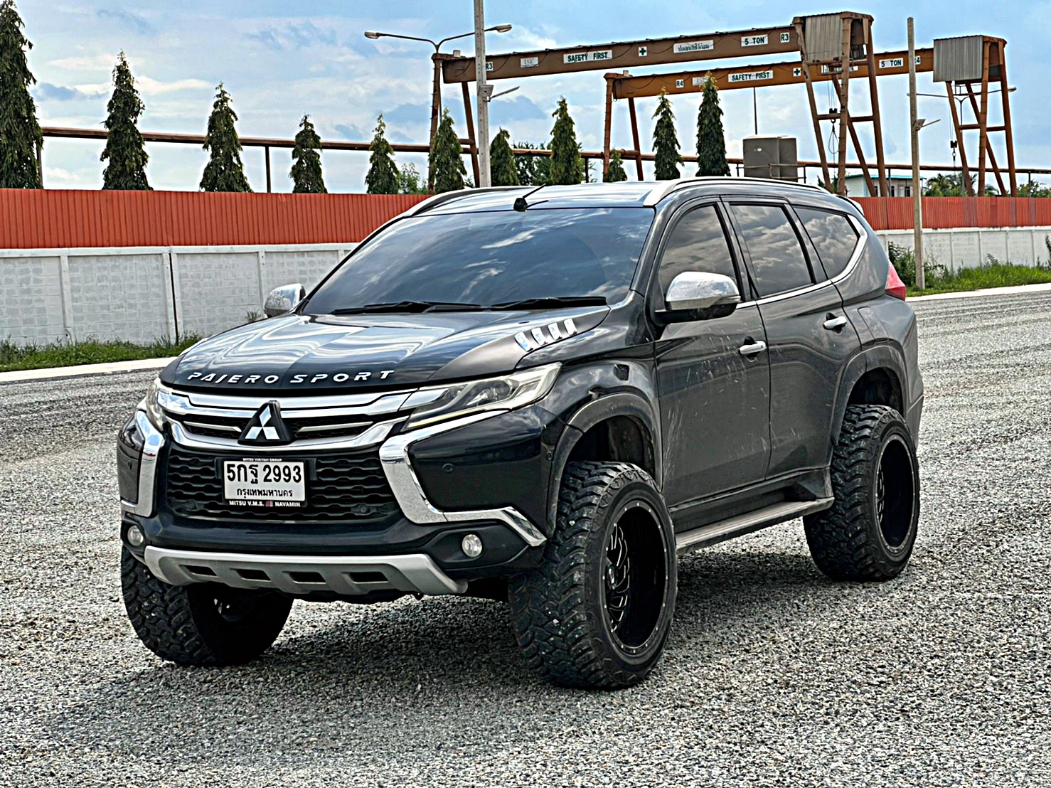 #PAJERO_ทรงเมกา ที่ STEP9