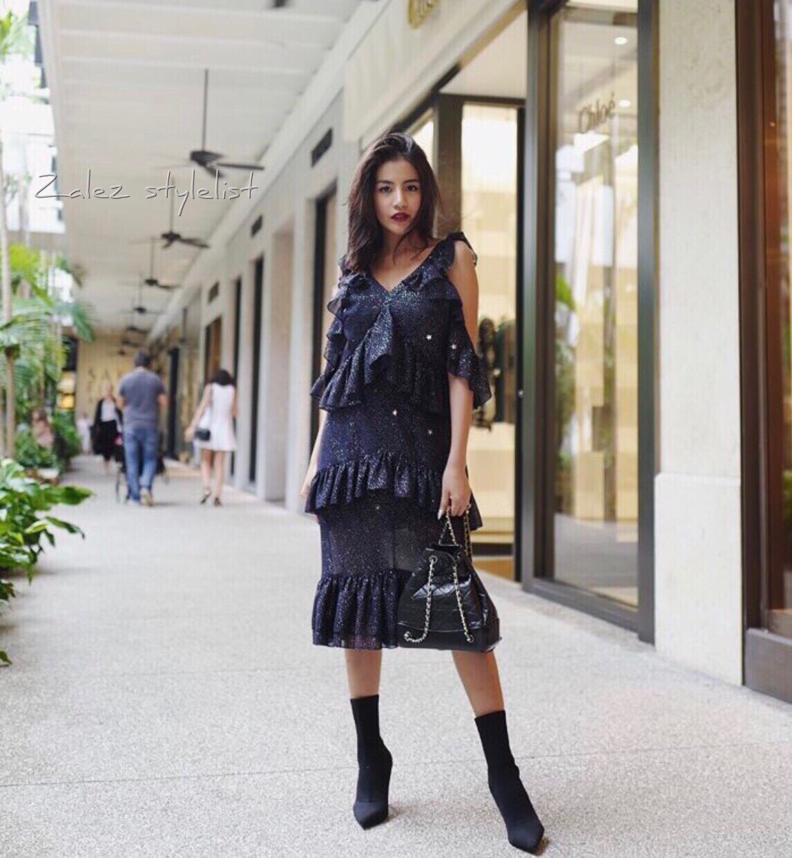 เดรสวิ้งๆ