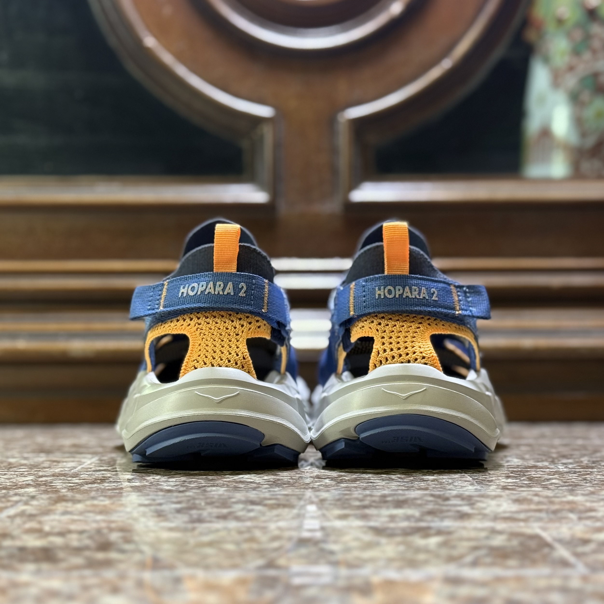 รองเท้า HOKA Hopara 2 ‘Foggy Night/Stardust’ (M8.5/9/9.5/10US)