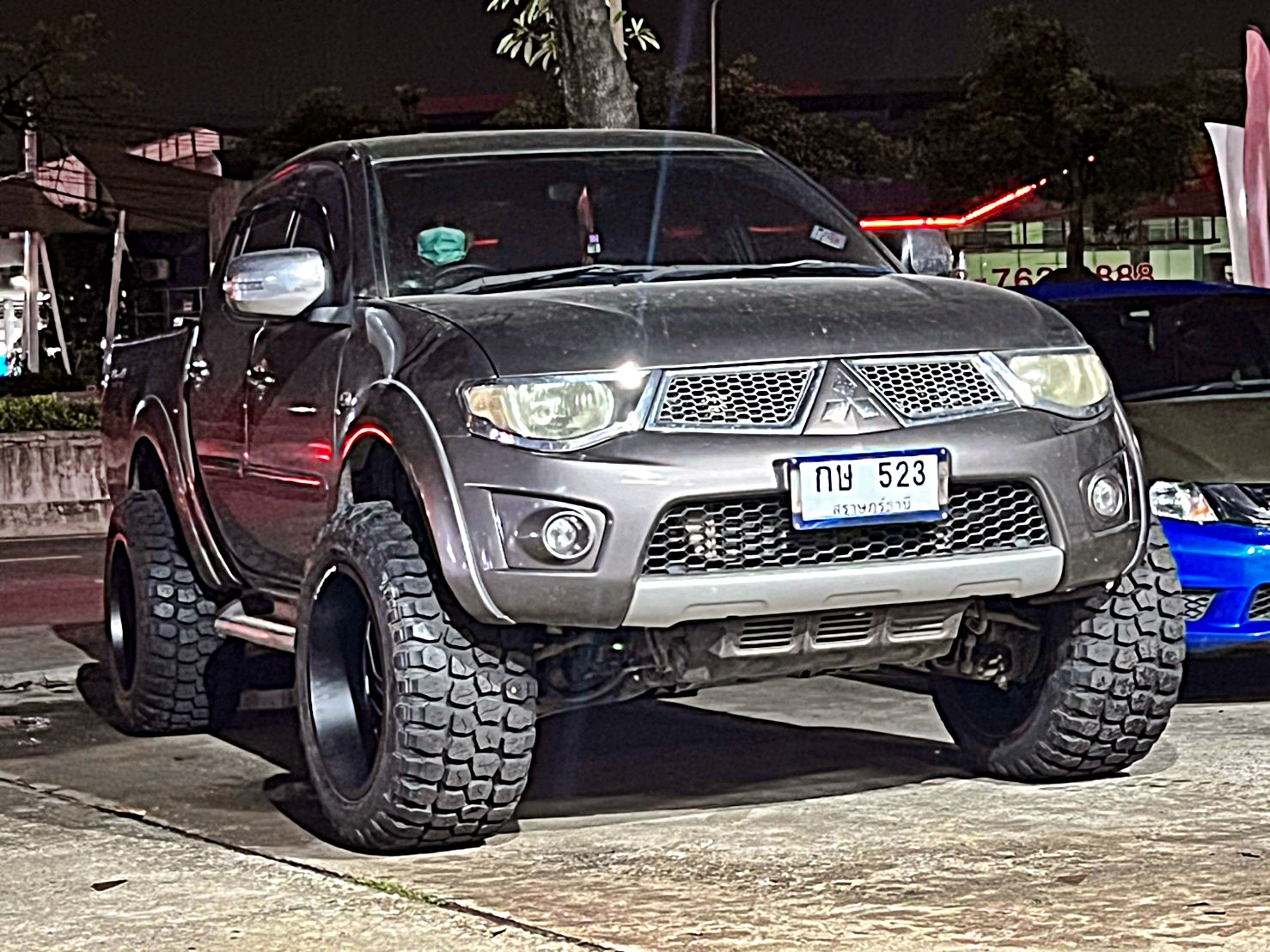 TRITON_ทรงเมกาจองคิวมาจากสุราษ