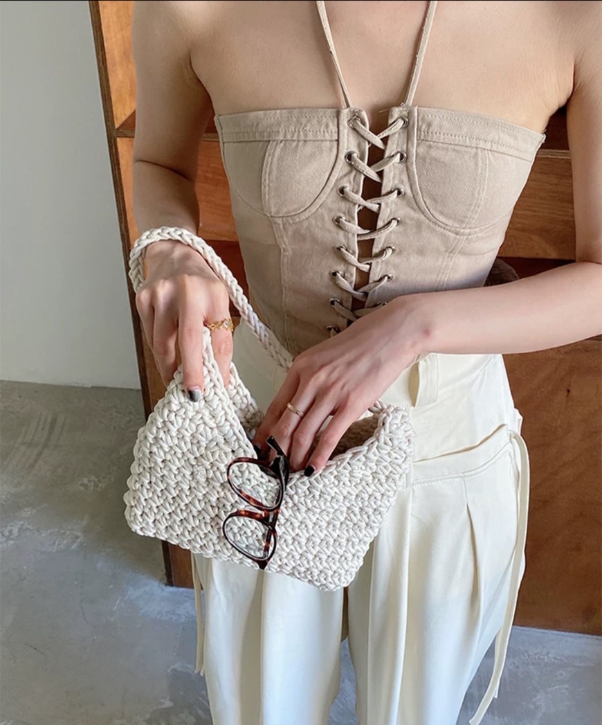 กระเป๋าถัก กระเป๋าใบเล็ก กระเป๋าสะพายข้าง กระเป๋าLisa ❣