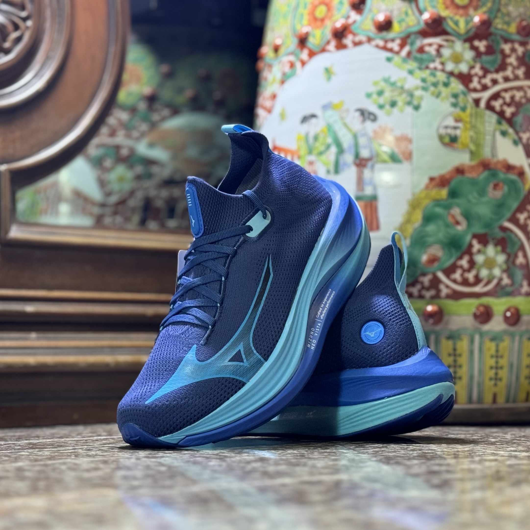 รองเท้าวิ่ง Mizuno Neo Vista ‘Estate Blue’ (M10US)