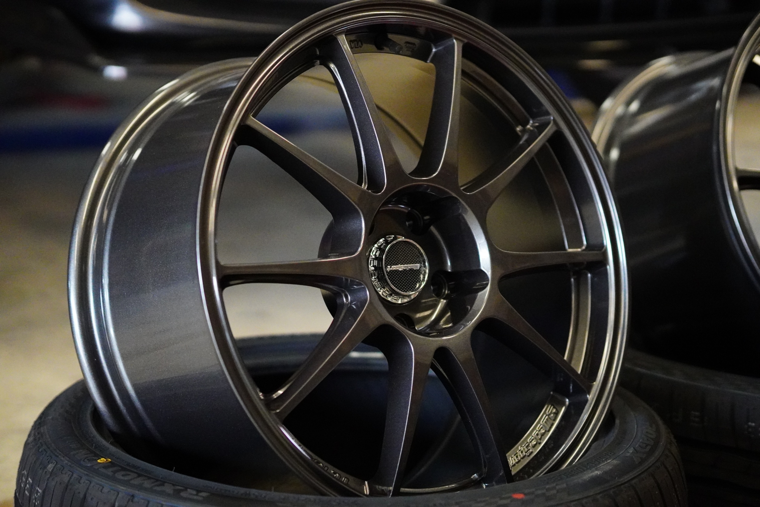 HONDA CIVIC เปลี่ยนยางเเละเเม็ก ROAD-X 235/40-18 U11