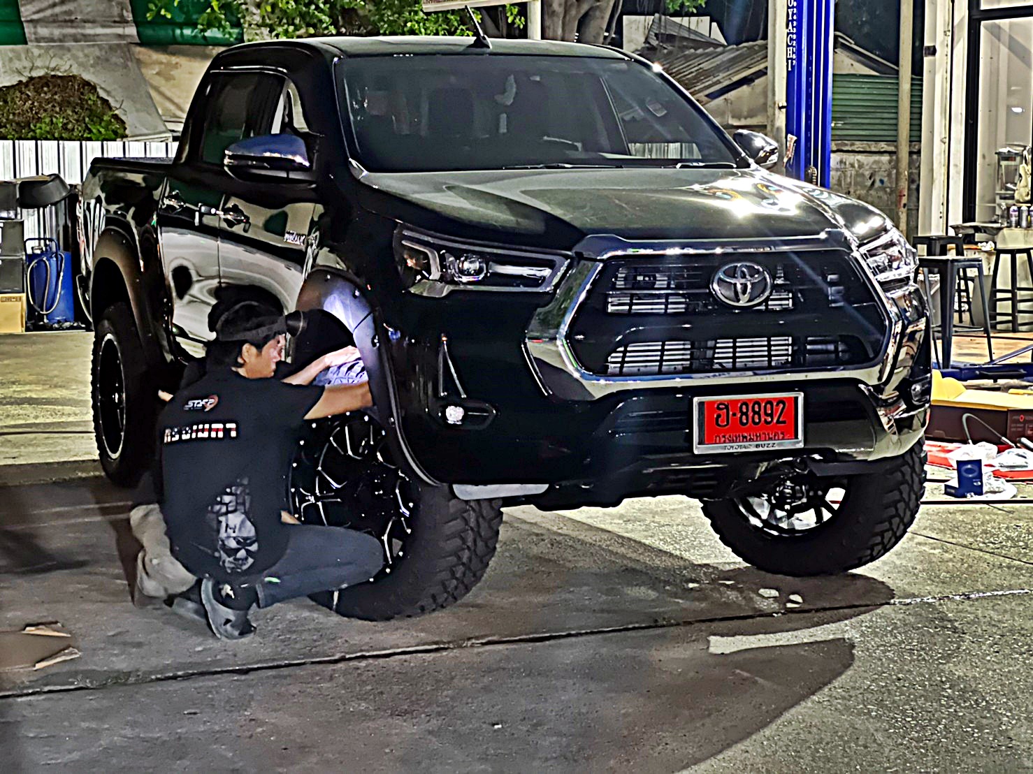 REVO_ทรงเมกา ยกแบบโช๊คเดิม