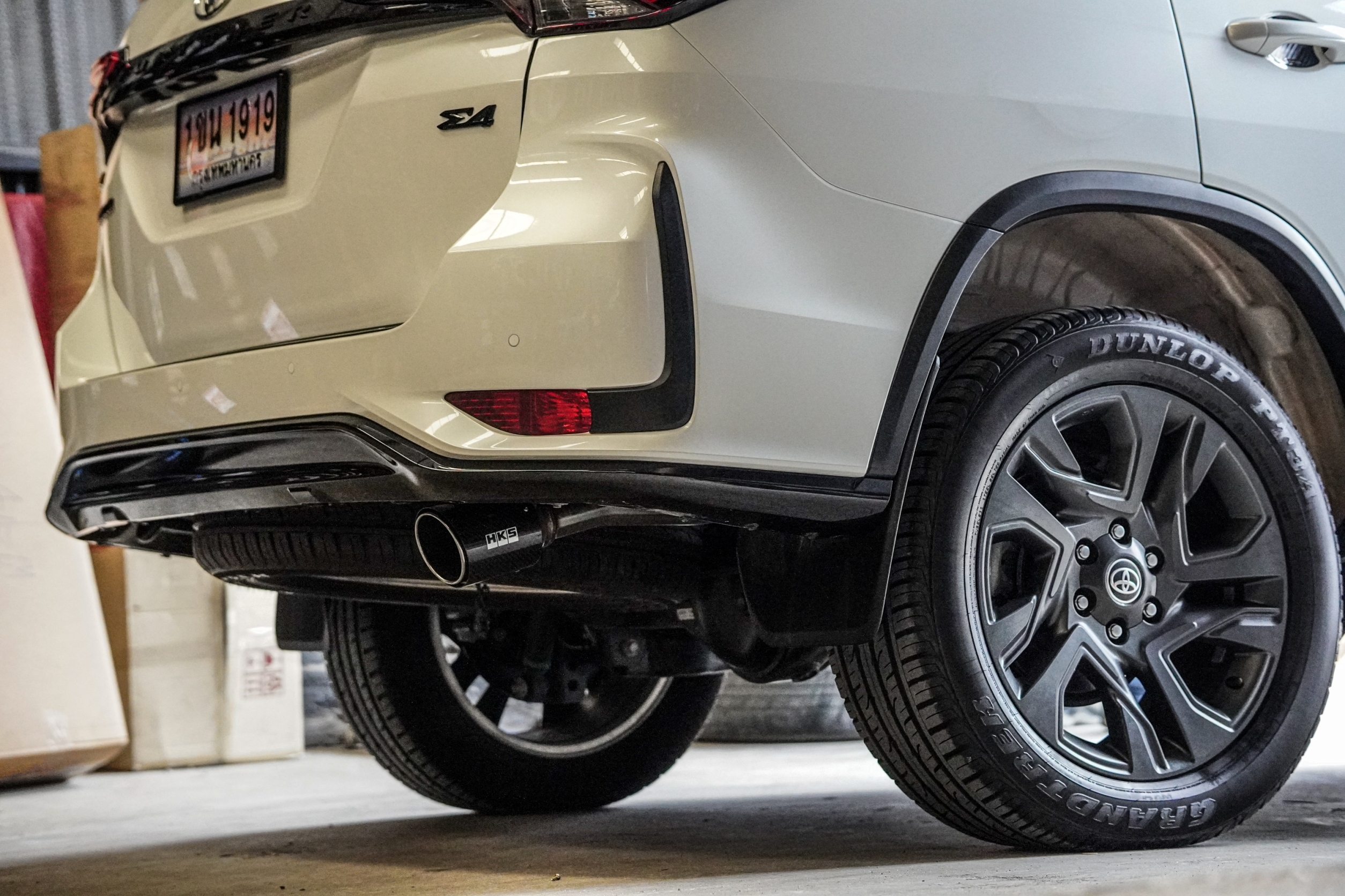 ท่อ HKS ใส่ FORTUNER ที่ STEP9