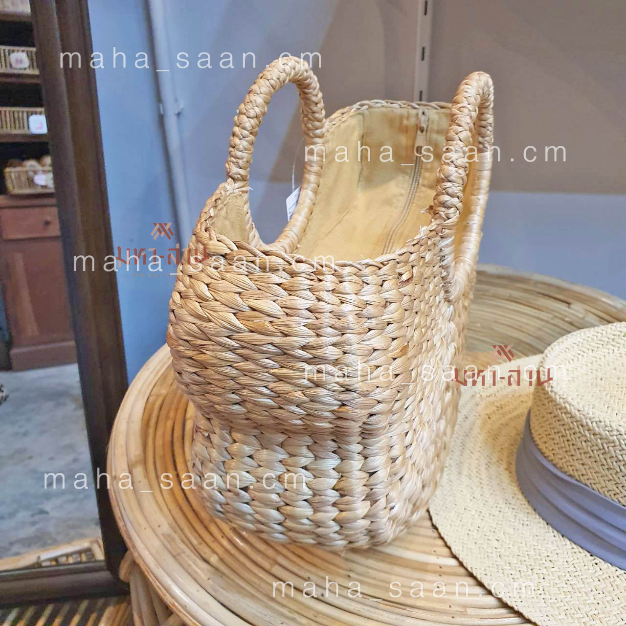 กระเป๋าสาน ผักตบชวา แบบถือ ทรงคล้องแขน เรียบหรู 🎃