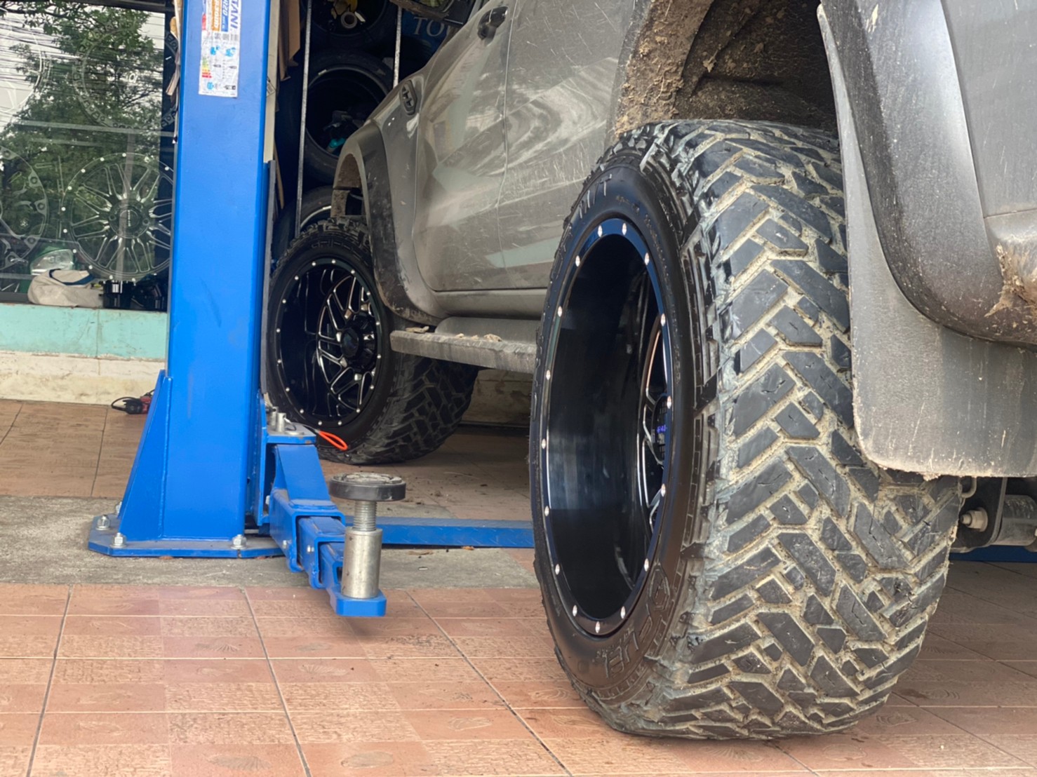 FORD RAPTOR จากสระบุรี จัดล้อออฟโหดๆๆ ที่ STEP9