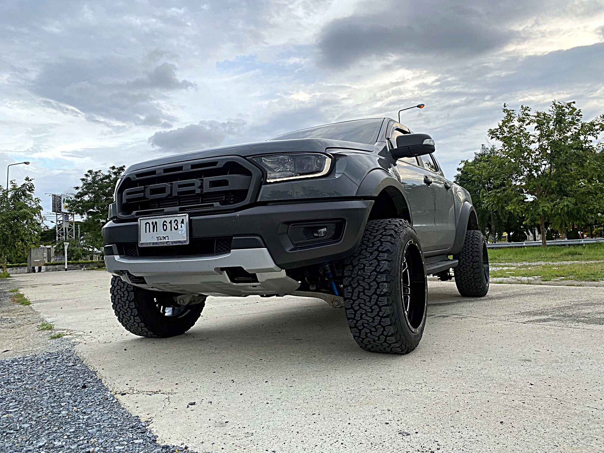 RAPTOR ขับมาจากชุมพร จัดทรงเมกาที่ STEP9