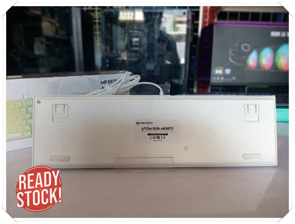 *มือ 2 * คีย์บอร์ดเกมมิ่ง KB FANTECH ATOM RGB RIY MK887S (WHITE) (RED SWITCH)
