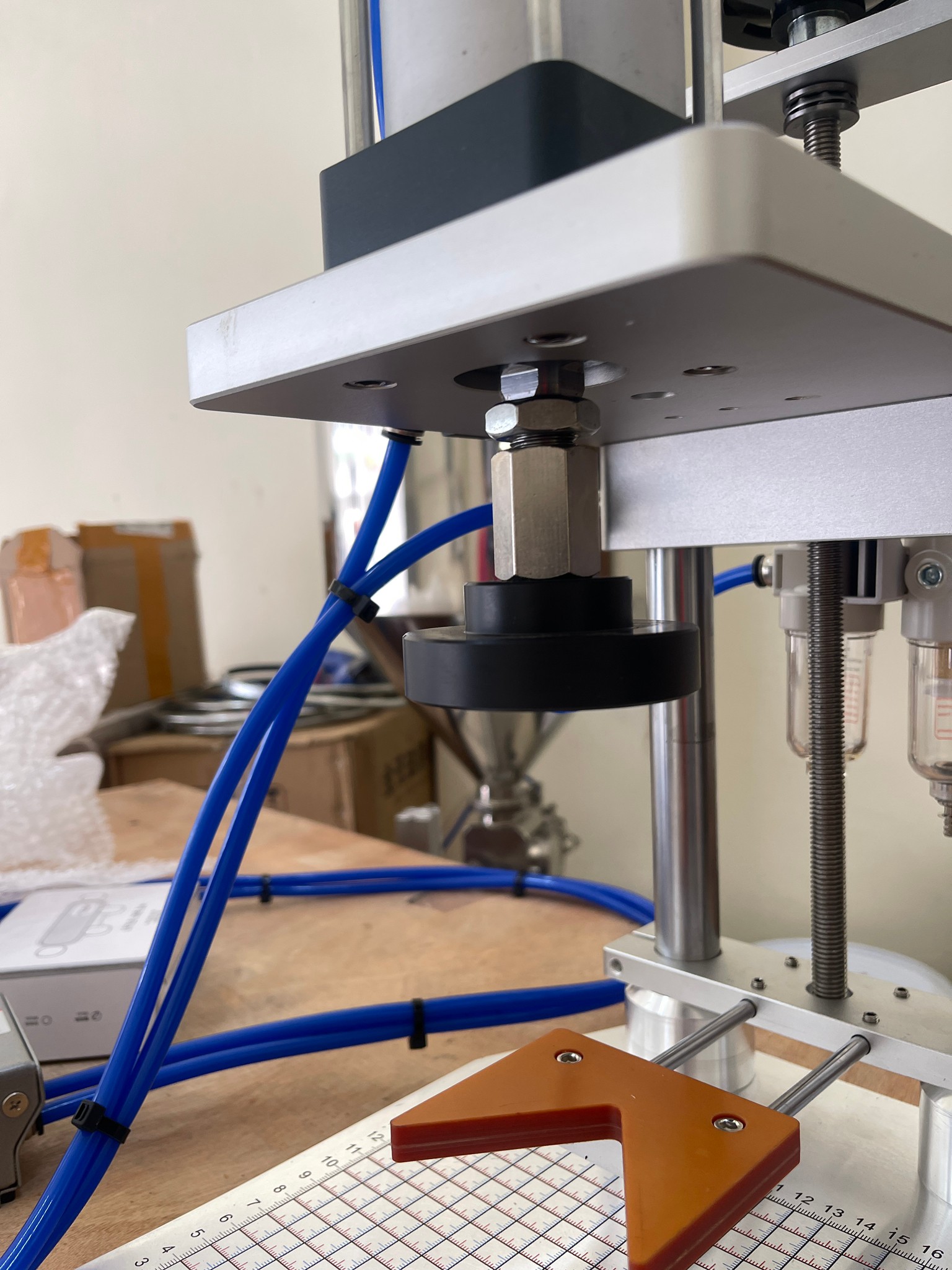 🌈15922 เครื่องกดปิดฝาขวด ขวดน้ำดื่ม ขวดอาหารเสริม ขวดโปรตีน ขวดซอส ขวดน้ำมัน CYT-03