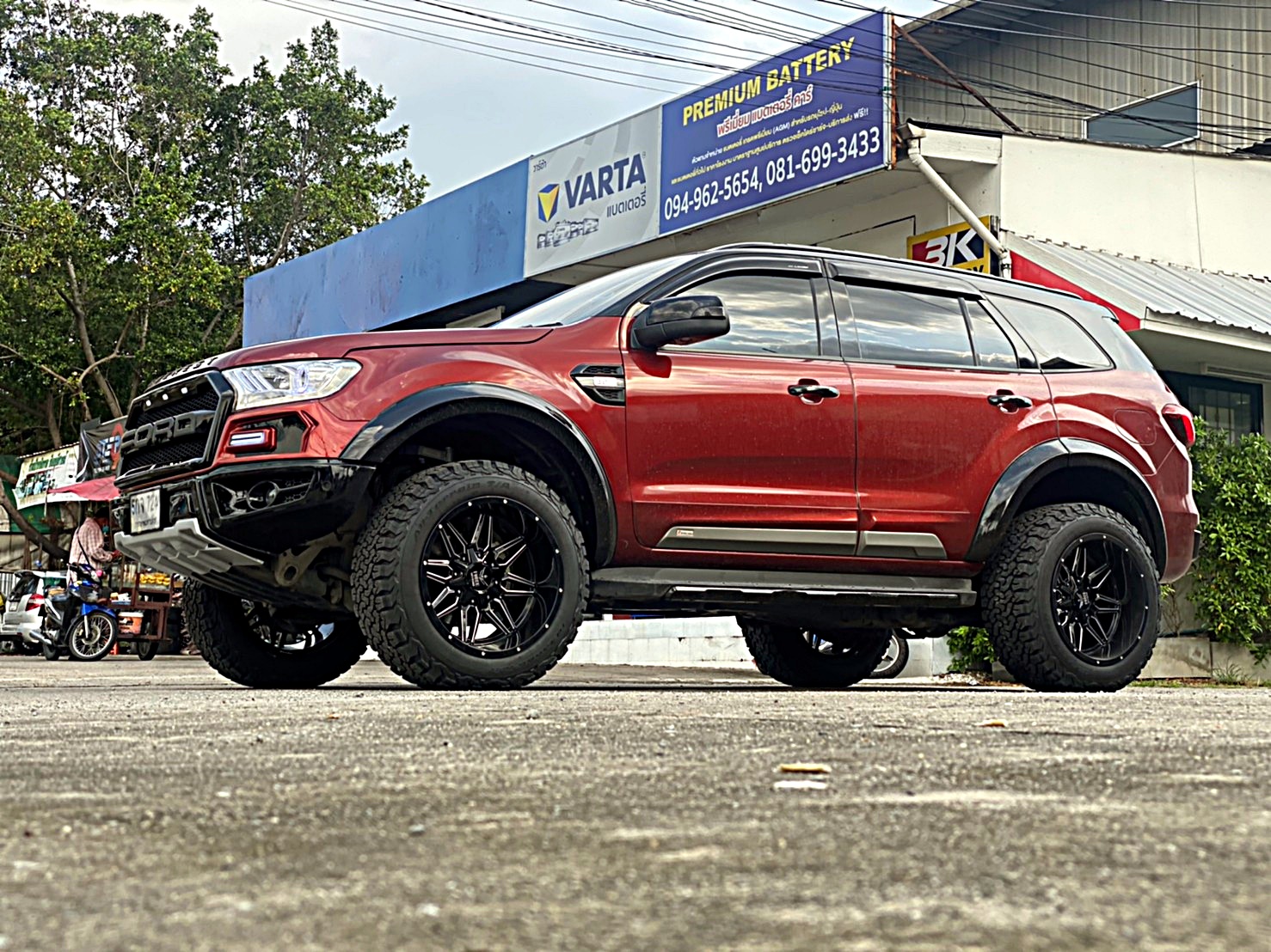 FORD EVEREST จัดทรงเมกาที่ STEP9