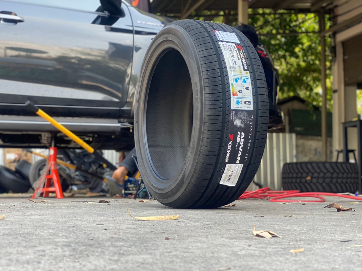 YOKOHAMA ADVAN DB V552 235/45-18 ราคาพิเศษที่ STEP9