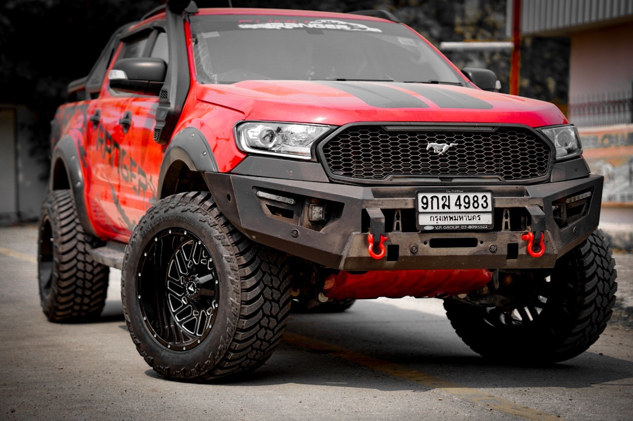 FORD RANGER แต่งทรงเมกาที่ STEP9