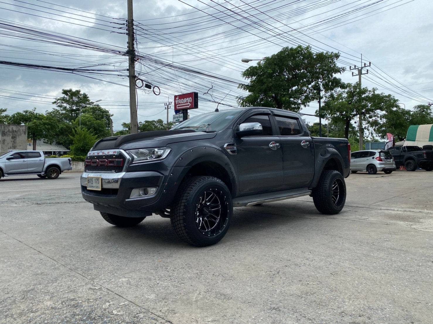 FORD ทรงเมกา ล้อเทพลึกสุดตาราง