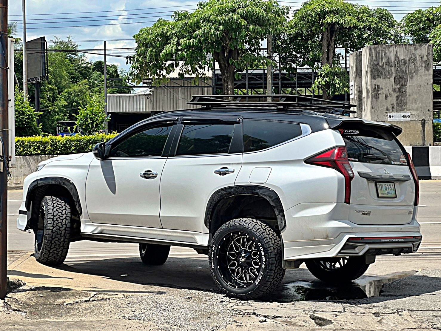 PAJERO_จองคิวจากประจวบ ทำทรงเมกาที่ STEP9