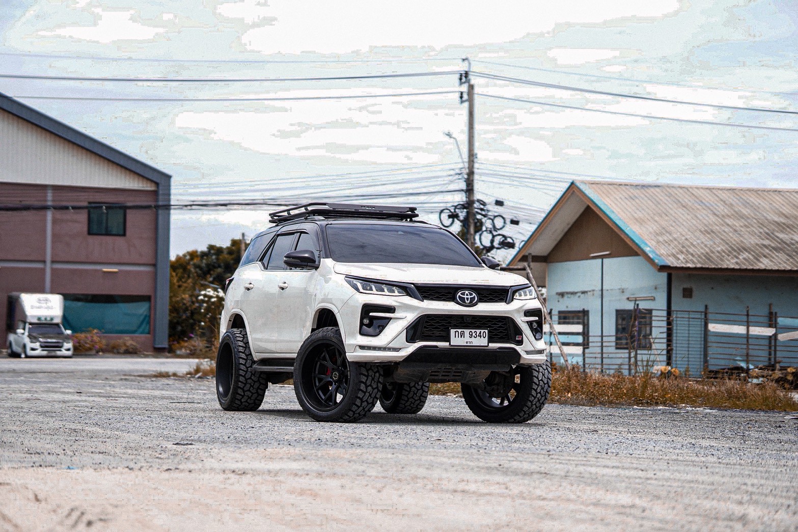 แนวทางการแต่ง FORTUNER ล้อขอบ22 หล่อๆแบบนี้ต้องที่ STEP9 เท่านั้น