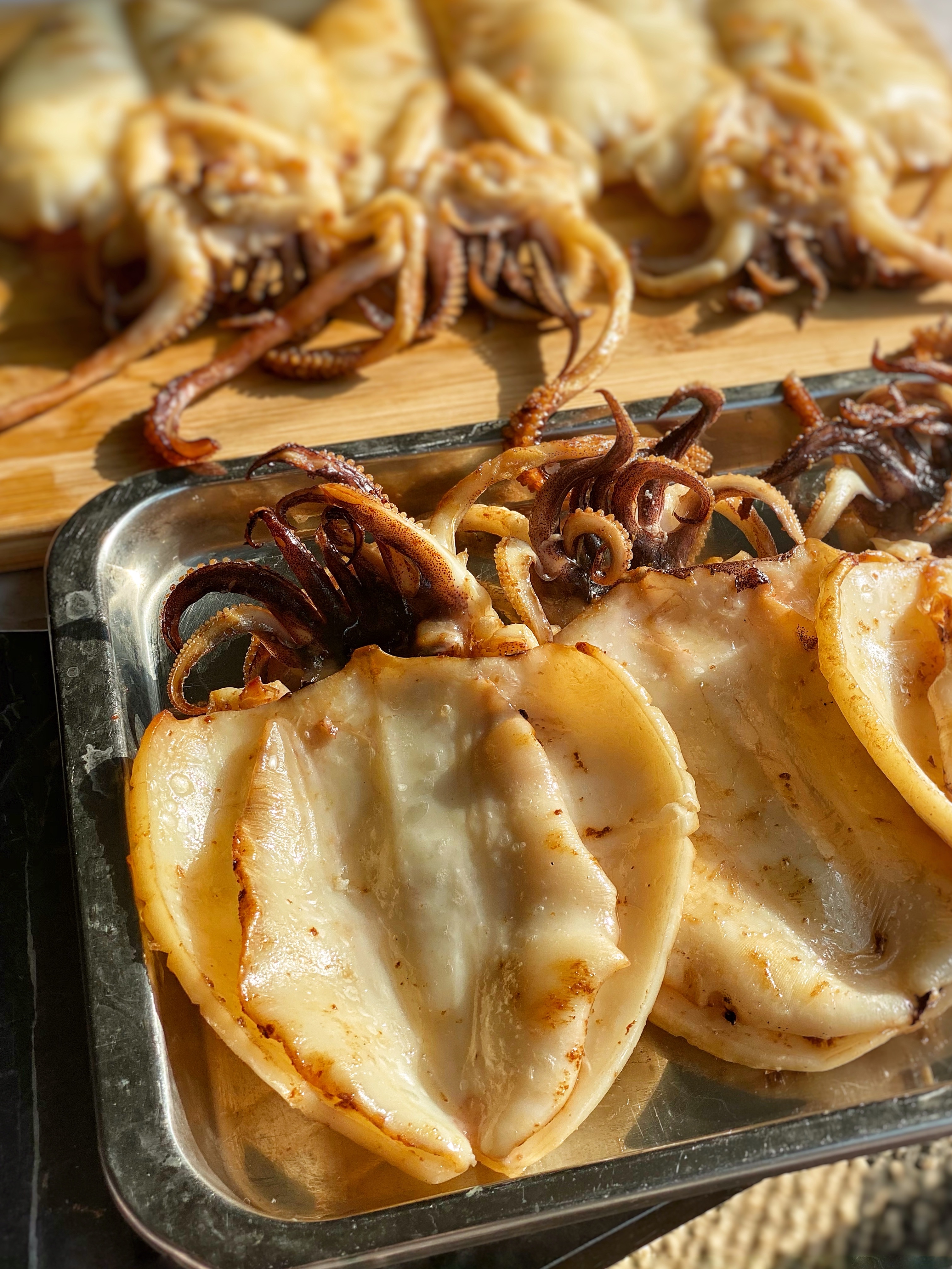 หมึกแดดเดียว สดปลอดสาร ทอดเสร็จ พร้อมส่ง ราคาถูก