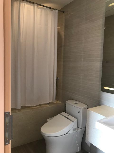 เช่าหรือขาย คอนโดใกล้ BTS 2 ห้องนอน สุขุมวิท 33