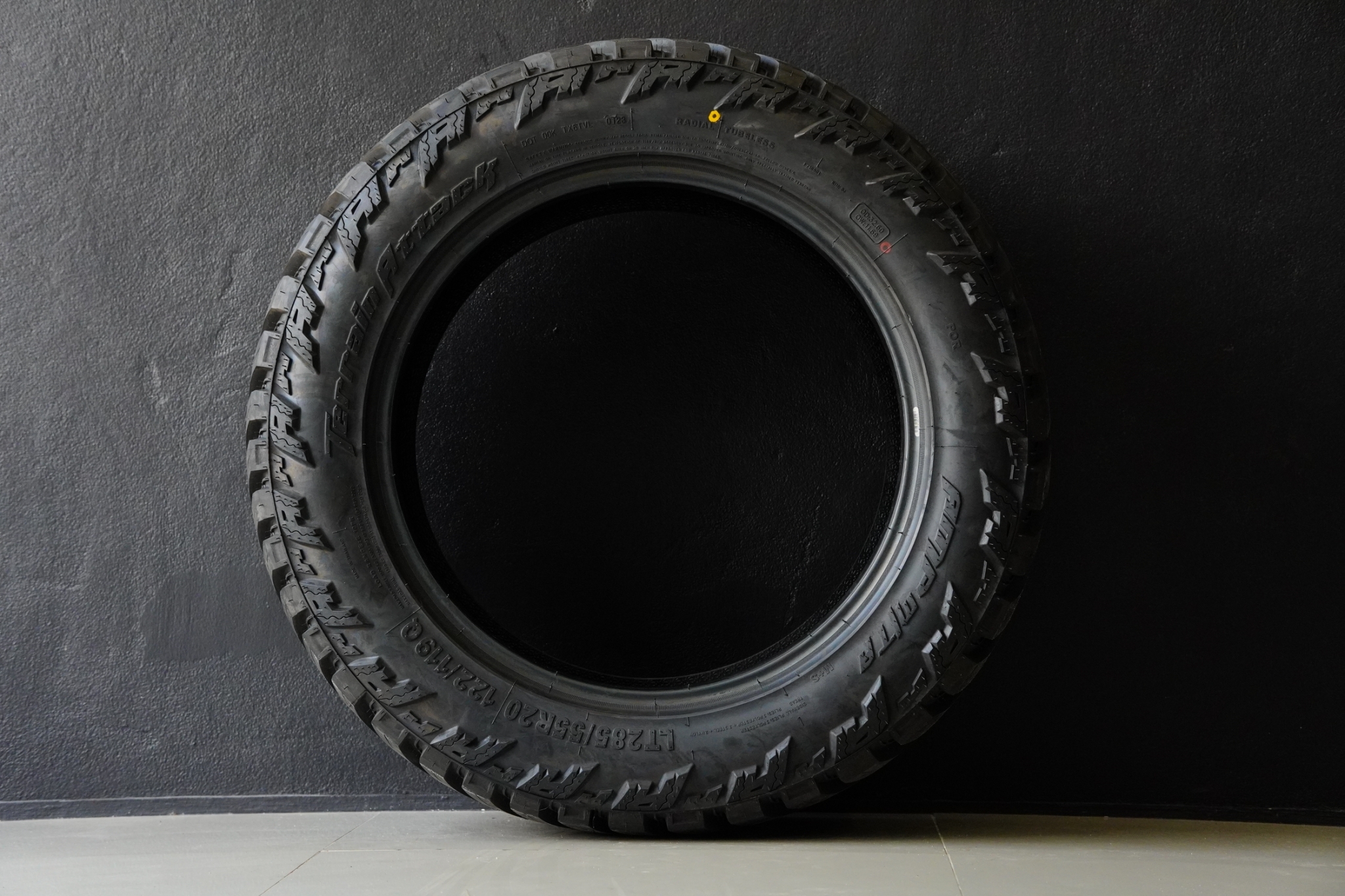 AMP MTA 285/55-20 ราคาถูกที่ STEP9 เท่านั้น