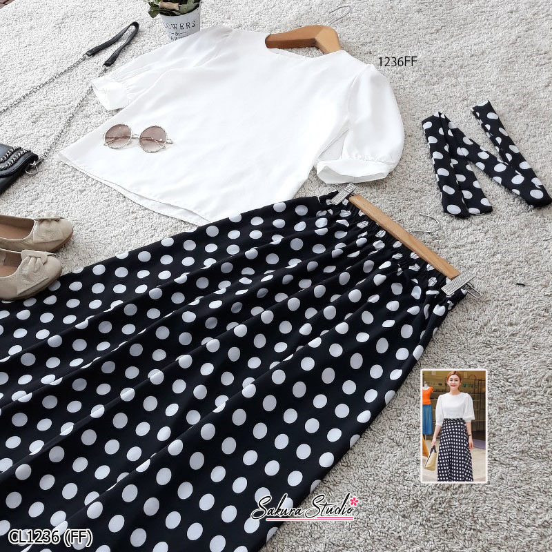 set 2 ชิ้น เสื้อแขนตุ๊กตากับกระโปรงลายจุด พร้อมเชือกผูกเอว