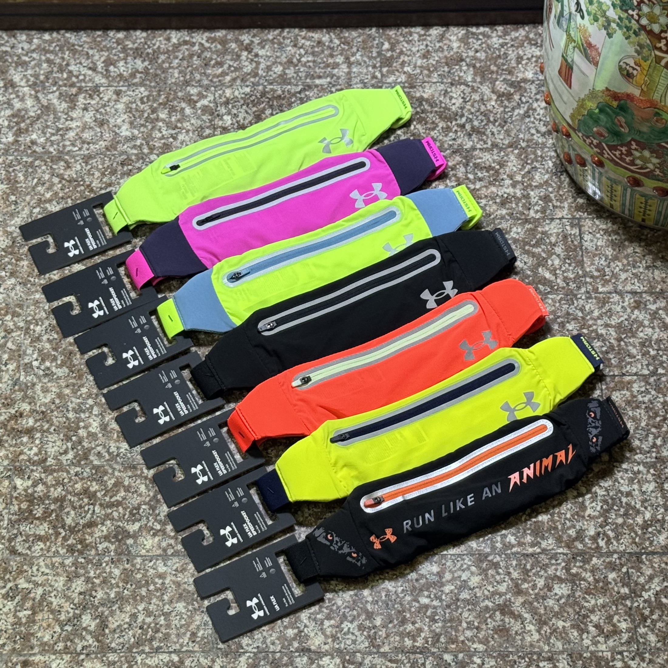กระเป๋าวิ่ง Under Armour Flex SpeedPocket Run Belt (7 สี)