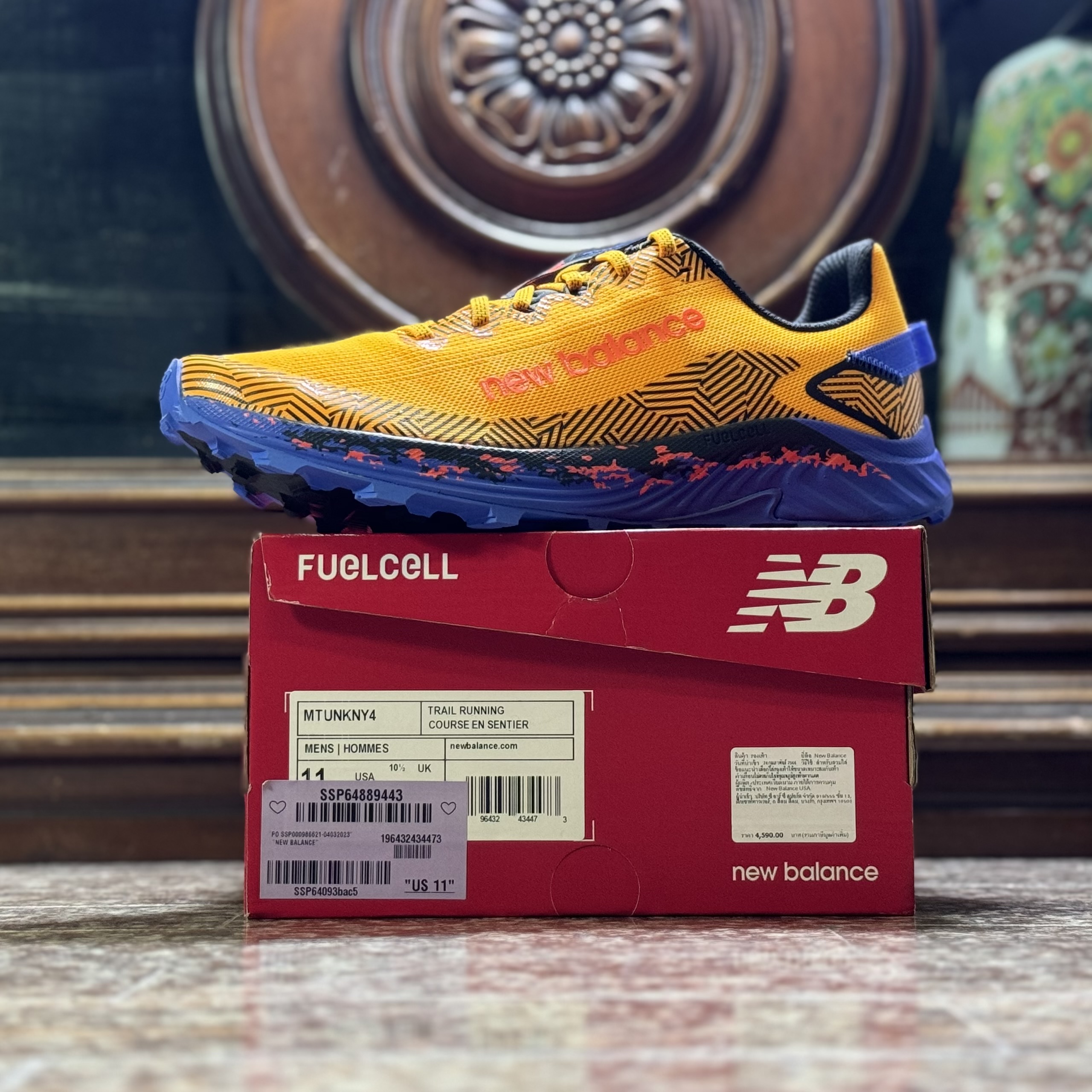 รองเท้าวิ่งเทรล New Balance FuelCell Summit Unknown (M11US)