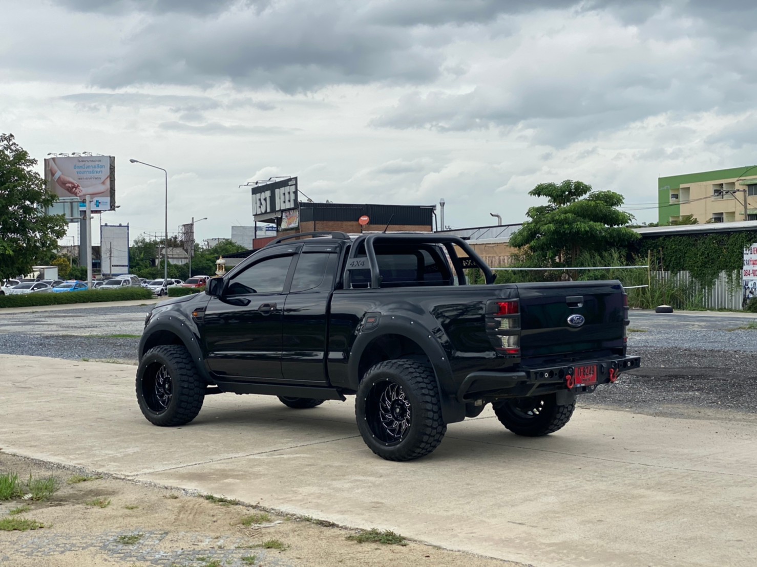 FORD ทรงเมกา ล้อเทพลึกสุดตาราง