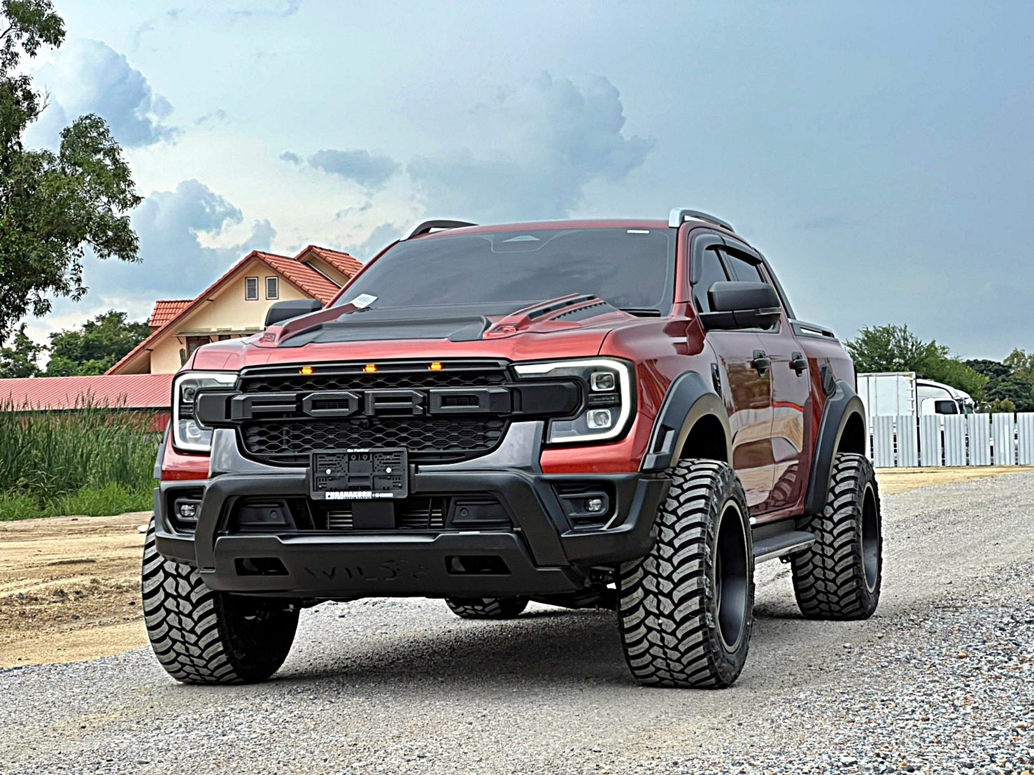 FORD RANGER NEXTGEN ทรงเมกา ล้อแท้ HOSTILE