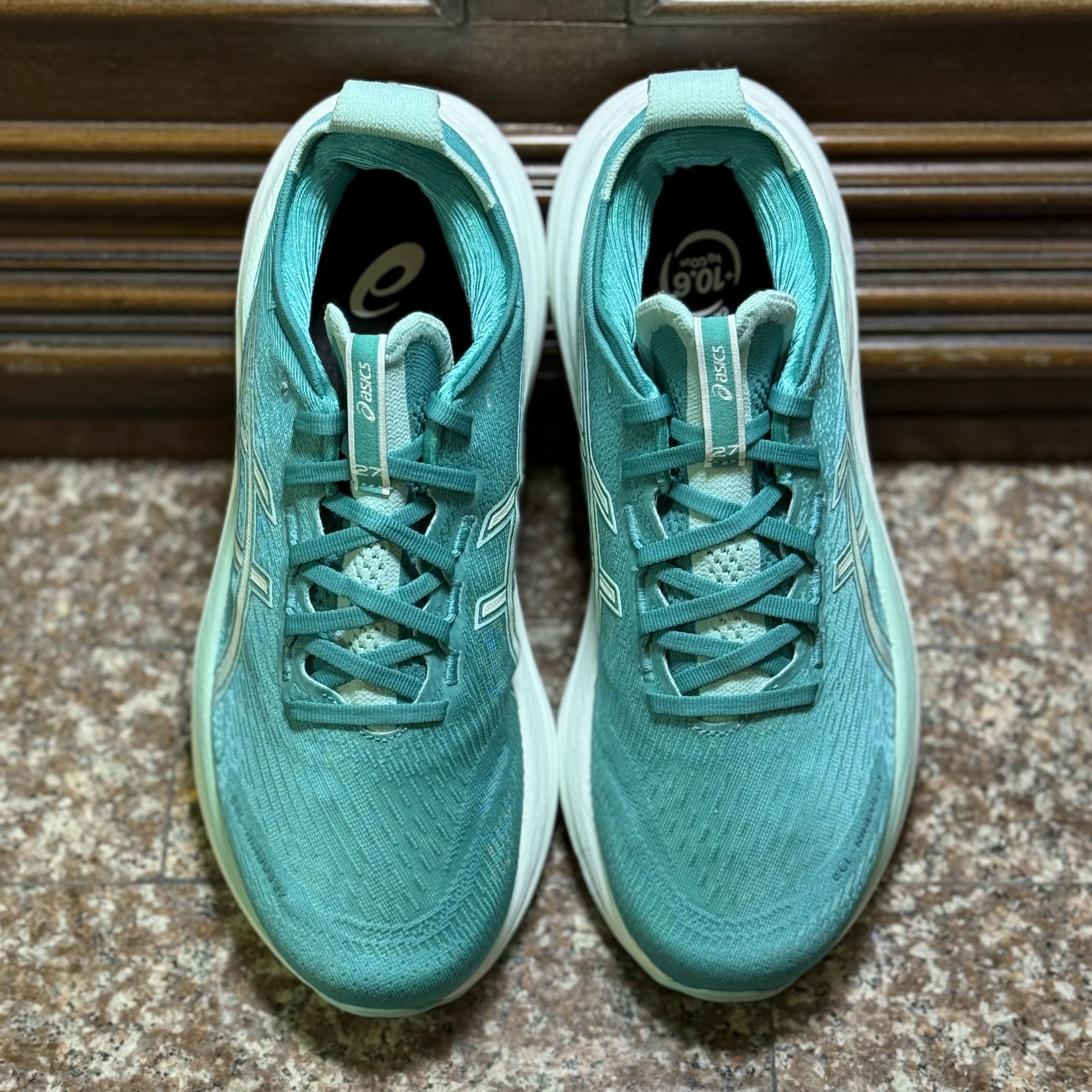 รองเท้าวิ่ง ASICS Gel Nimbus 27 #มือ2 (W10US)