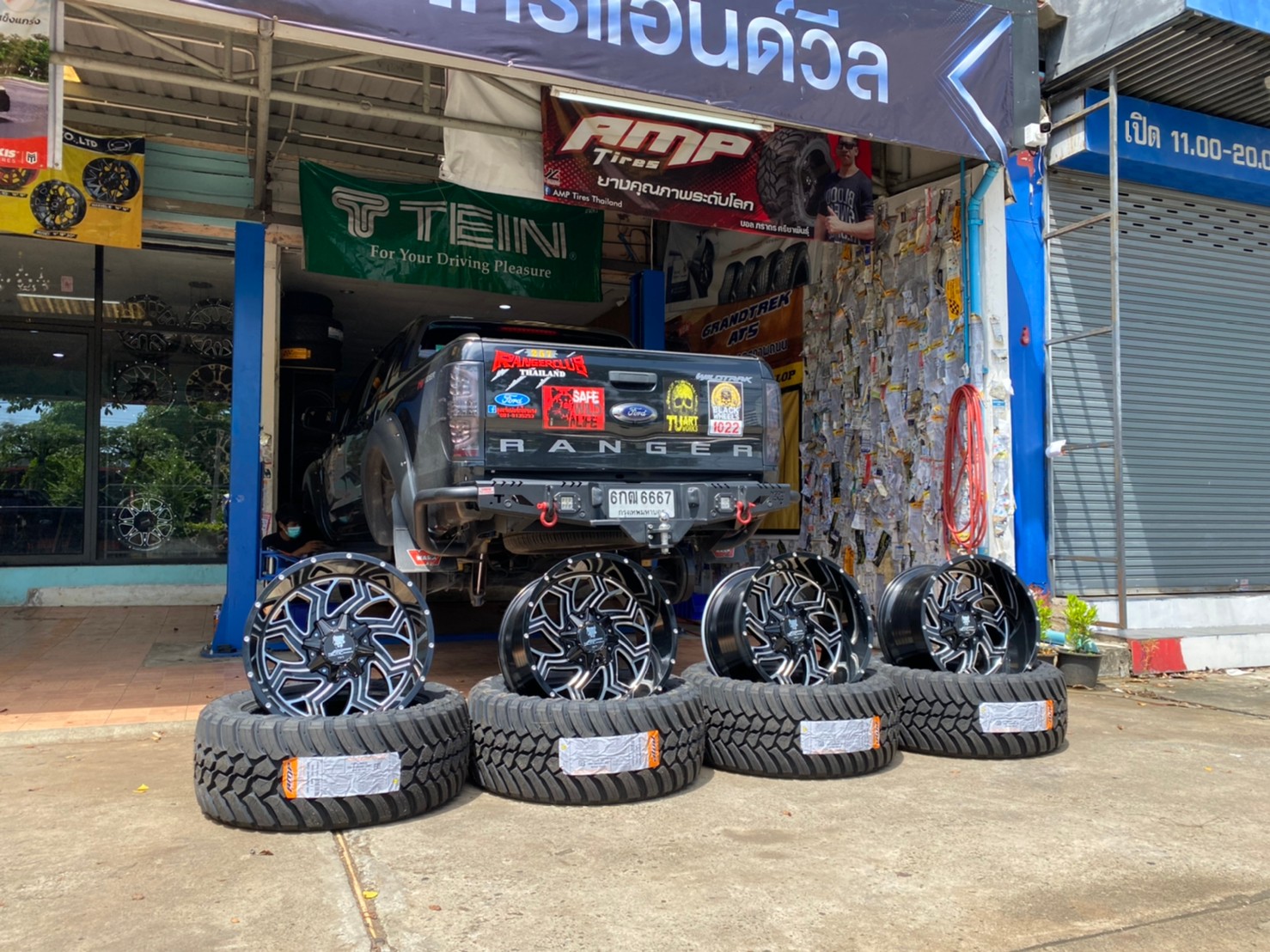 FORD WILDTRACK ทรงเมกา