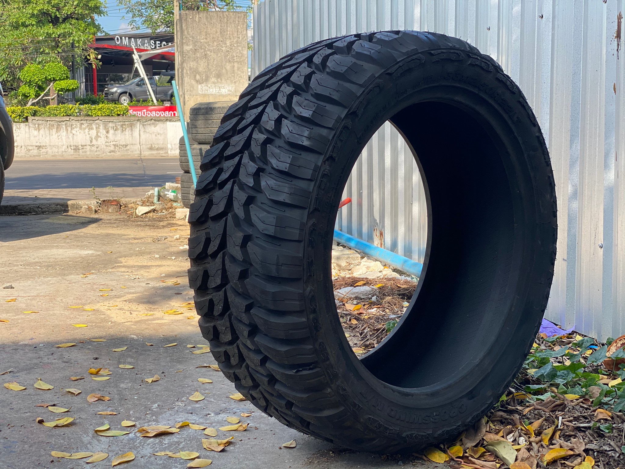 MAGNETIC 22x12 ET-44 CROSSWIND MT 33/12.5R22