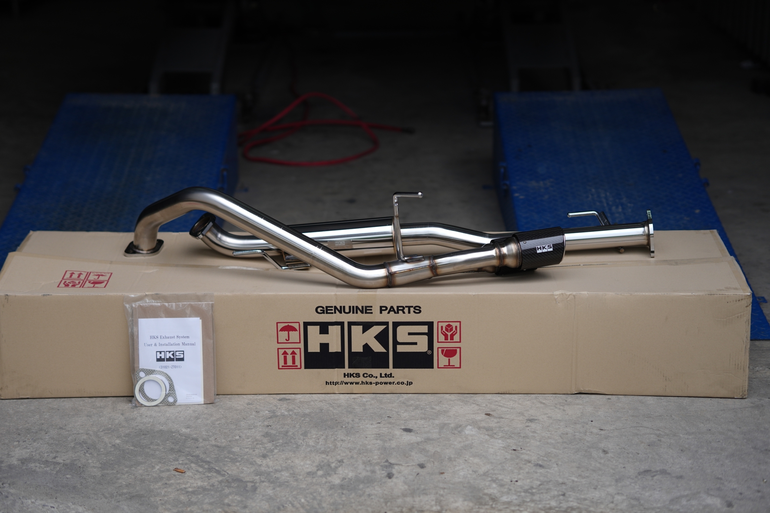 ท่อ HKS ใส่ FORTUNER ปลายคู่ออกข้างของแท้ที่ STEP9