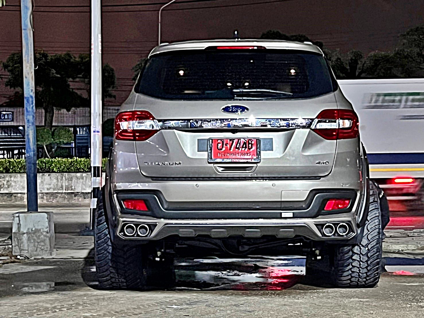 FORD_EVEREST_ทรงเมกา ที่ STEP9