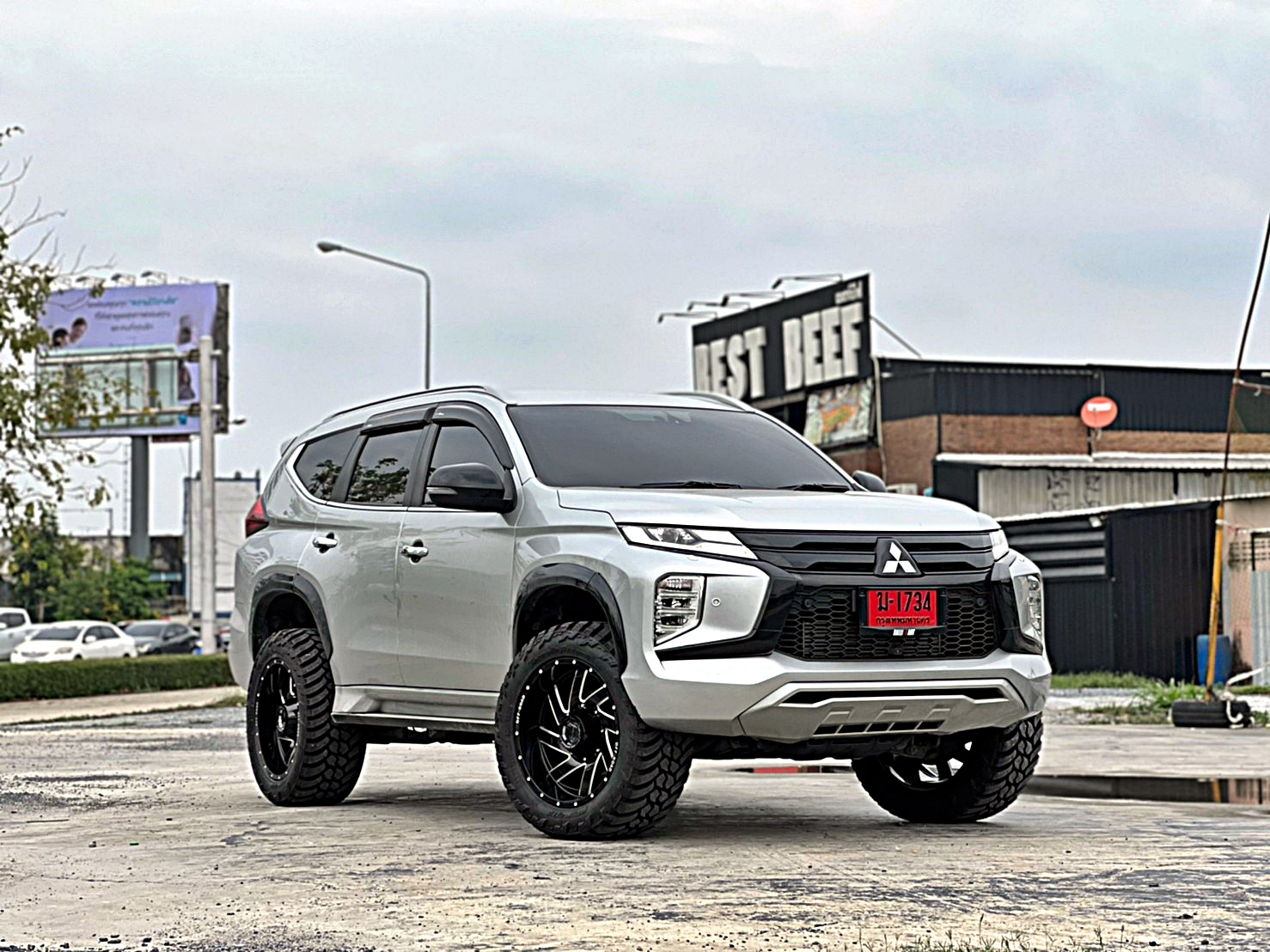 PAJERO ทรงเมกา ของพี่ปู_มลิกา_นักวอลเล่ย์_ทีมชาติไทย