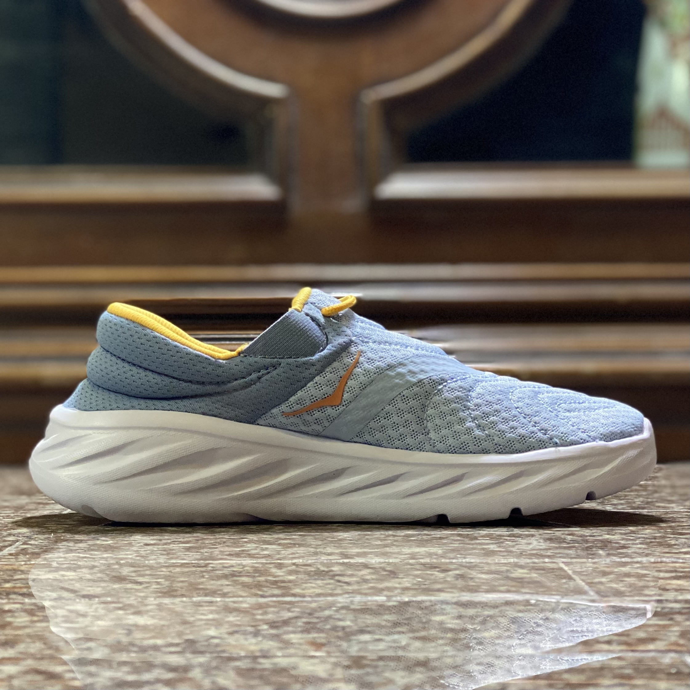รองเท้า HOKA Ora Recovery Shoe 2 Women (W8/9US)