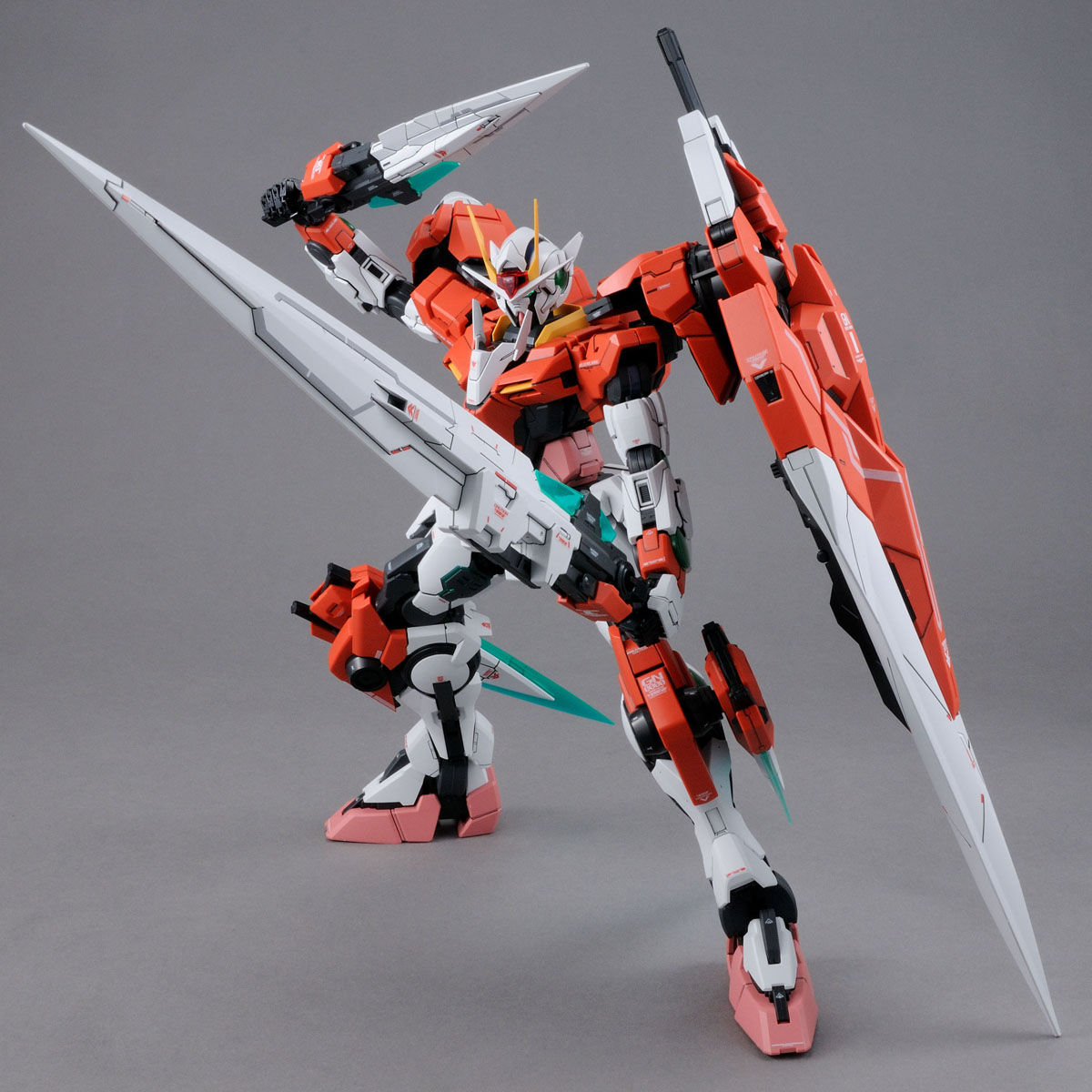 P-Bandai: PG 1/60 00 Gundam Seven Sword/G [Inspection Colors]