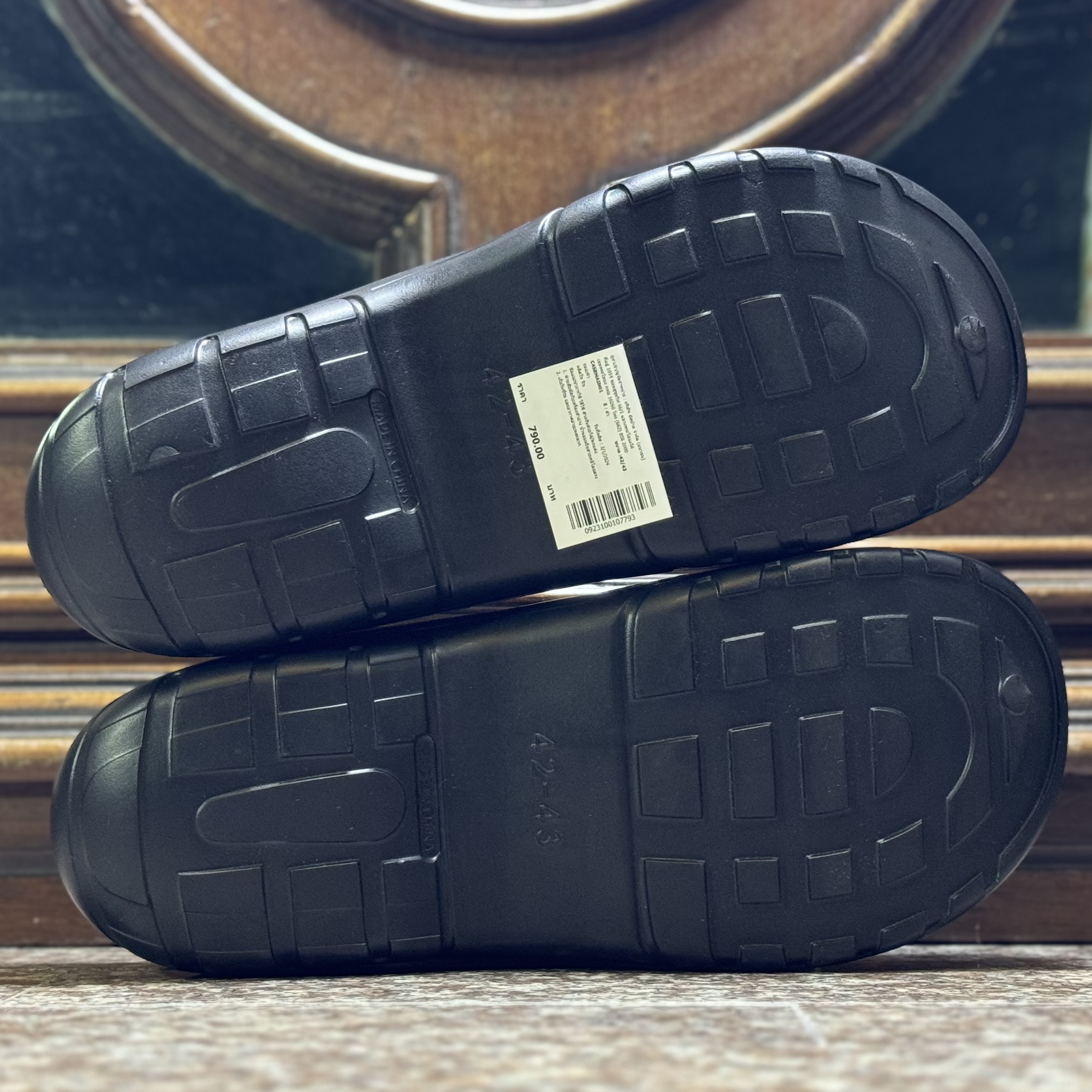รองเท้า CC Double O Clog Slide ‘TripleBlack’ (M39/40)