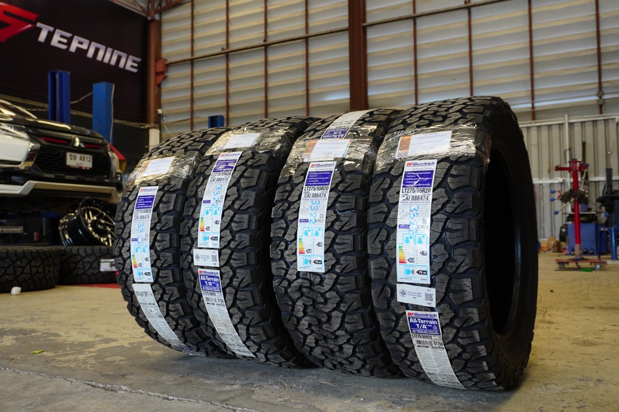 BF GOODRICH KO2 275/55-20 ราคาถูก ที่ STEP9