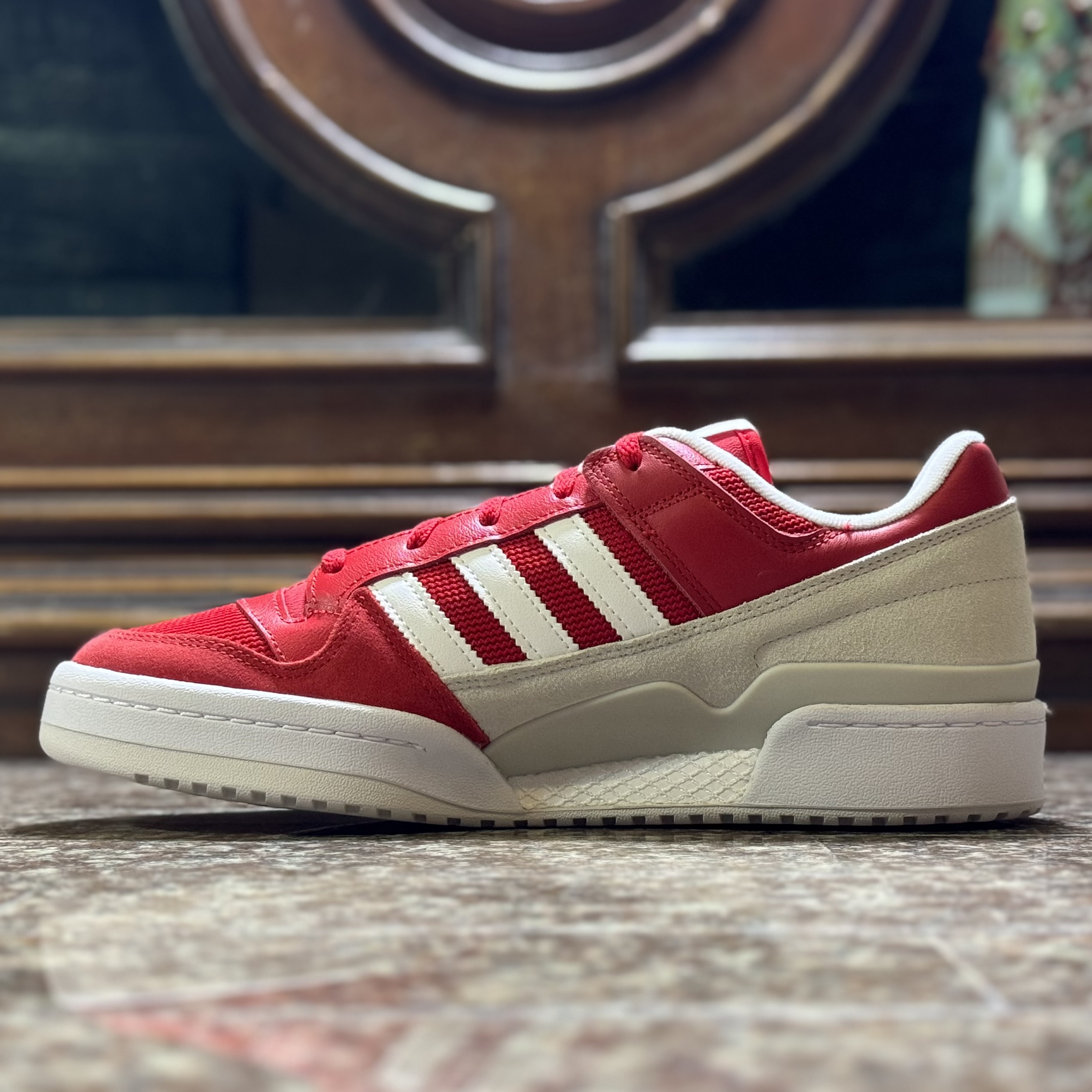 รองเท้า Adidas Originals Forum Low CL (M10.5US)