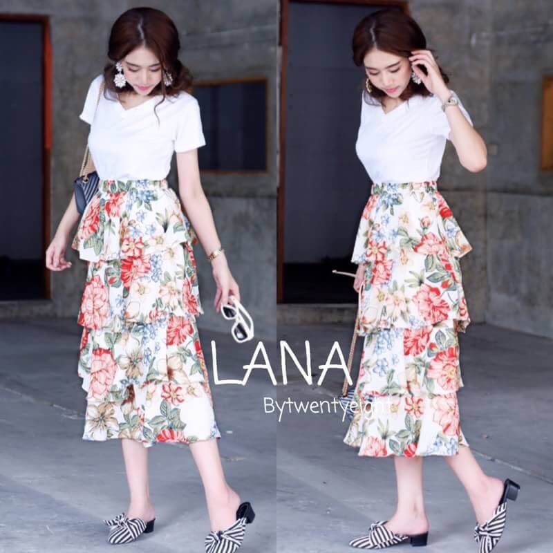 set 2 ชิ้น เสื้อสีพื้น กับ กระโปรงชั้นๆ