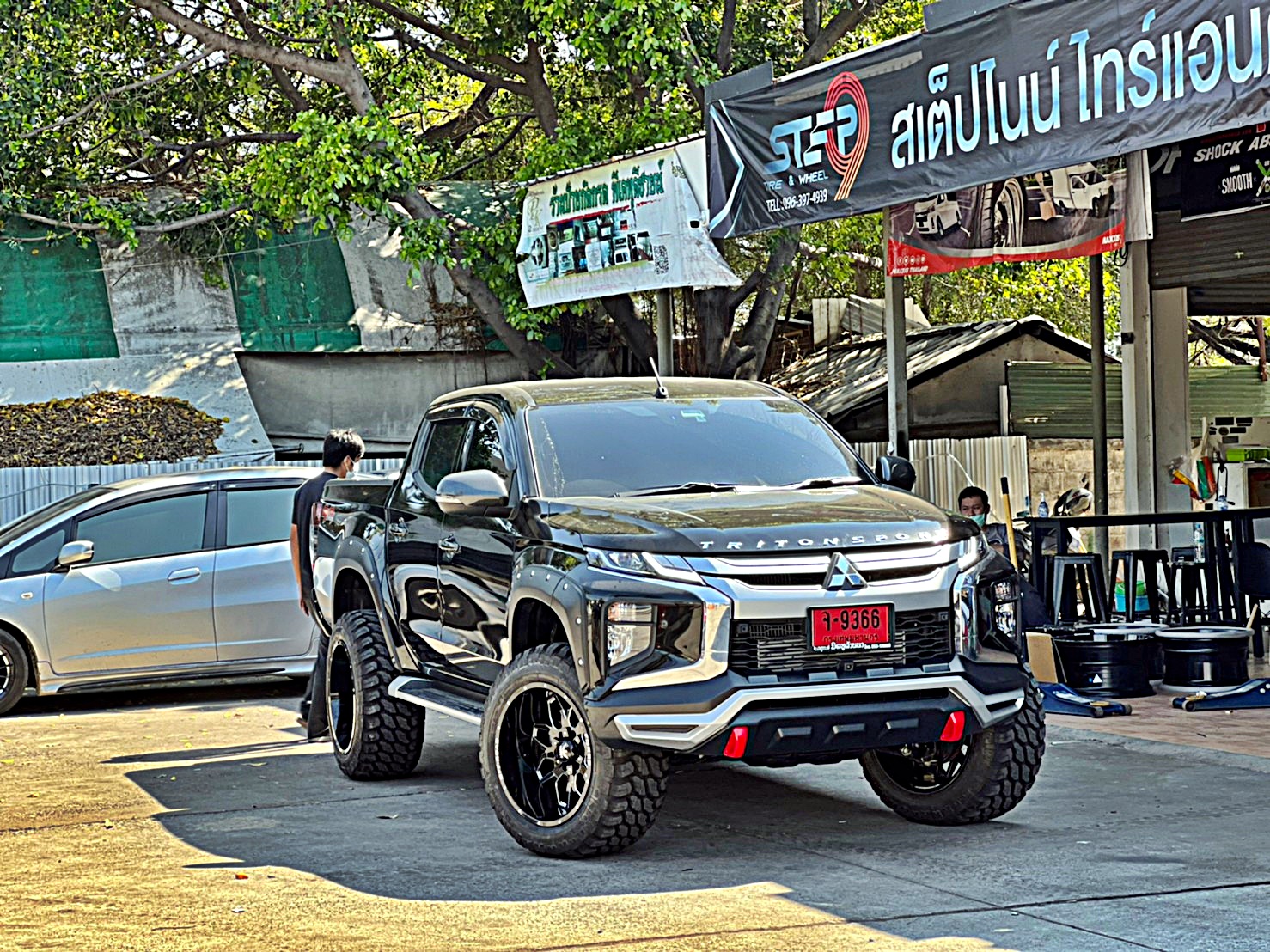 TRITON ทรงเมกา ล้อ FORCE ที่ STEP9