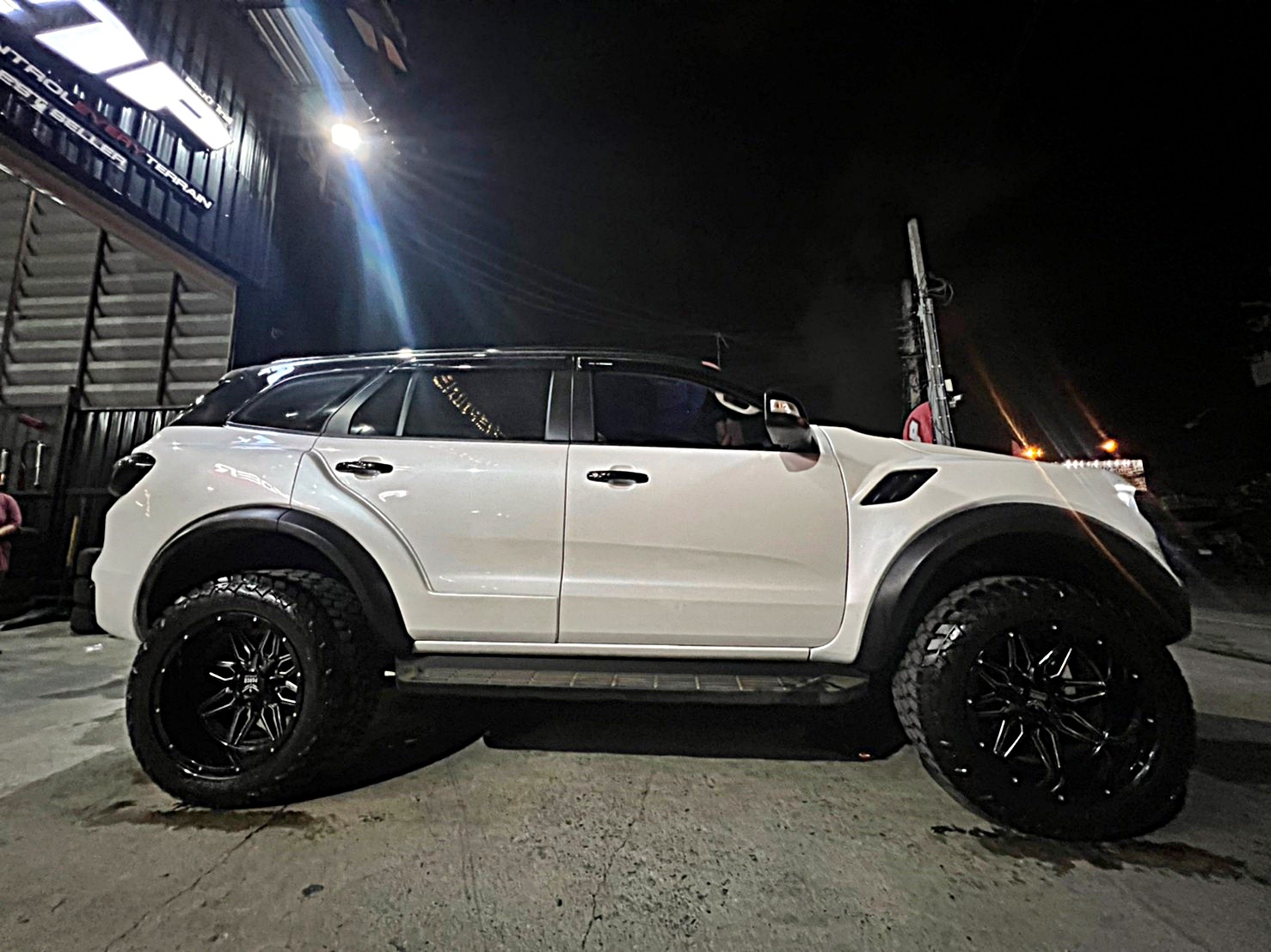 #FORD_EVEREST_ทรงเมกา ที่ STEP9