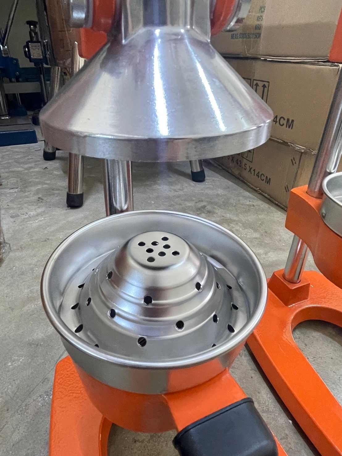 17443 เครื่องคั้นน้ำผลไม้ แบบมือโยก WM-1158