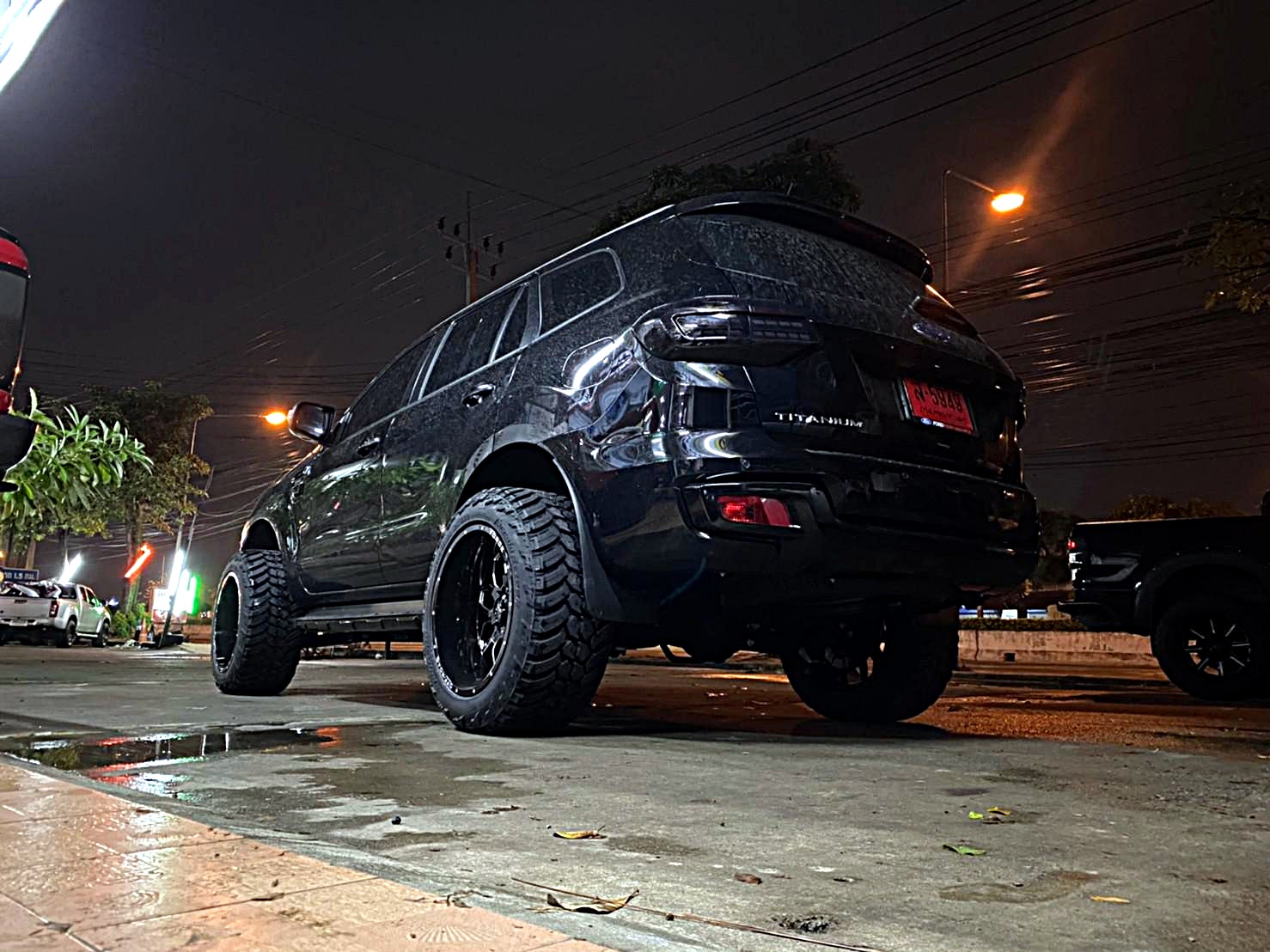 FORD EVEREST จัดทรงเมกาที่ STEP9