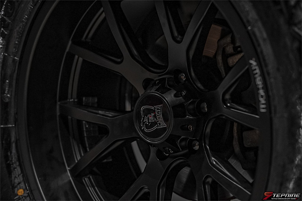 FORD EVEREST จองคิวมาจากเพชรบุรี แต่งทรงเมกาที่ STEP9